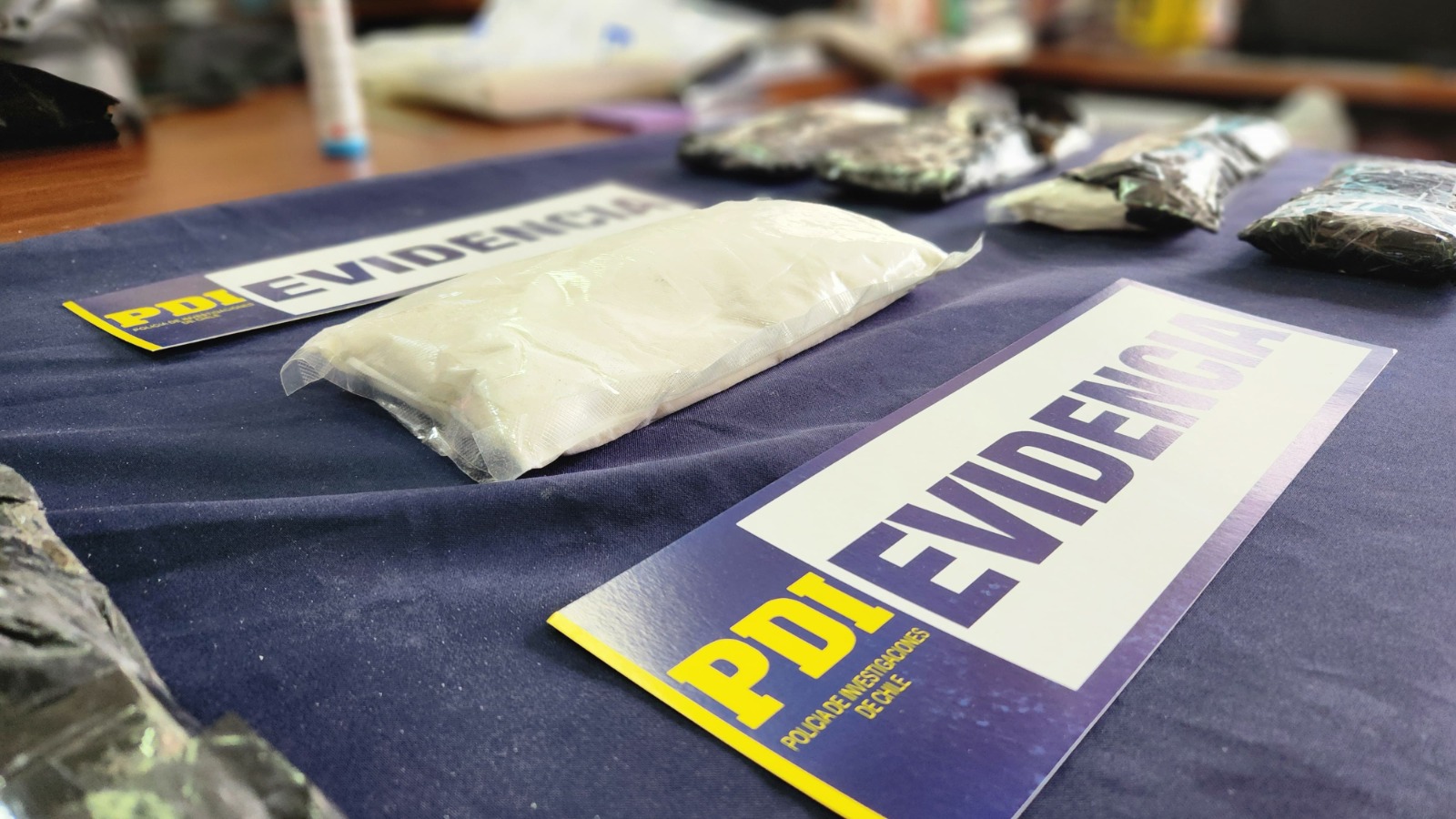 LOS ANDES: Operativo conjunto entre PDI y Aduanas permite incautar mas de 3.5 kilos de ketamina