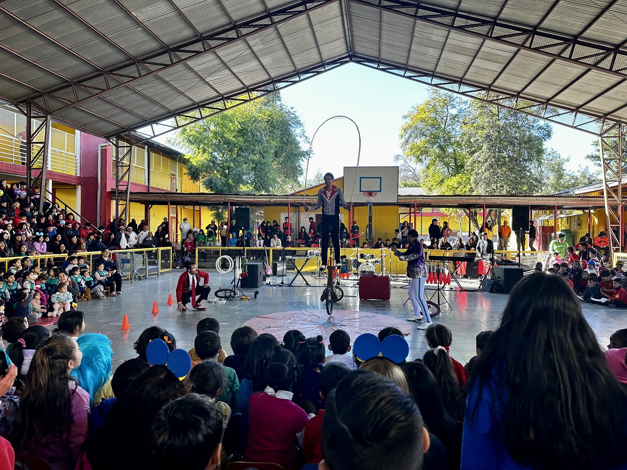LOS ANDES: Escuela España de Los Andes celebró el día de la niñez con toda la comunidad educativa