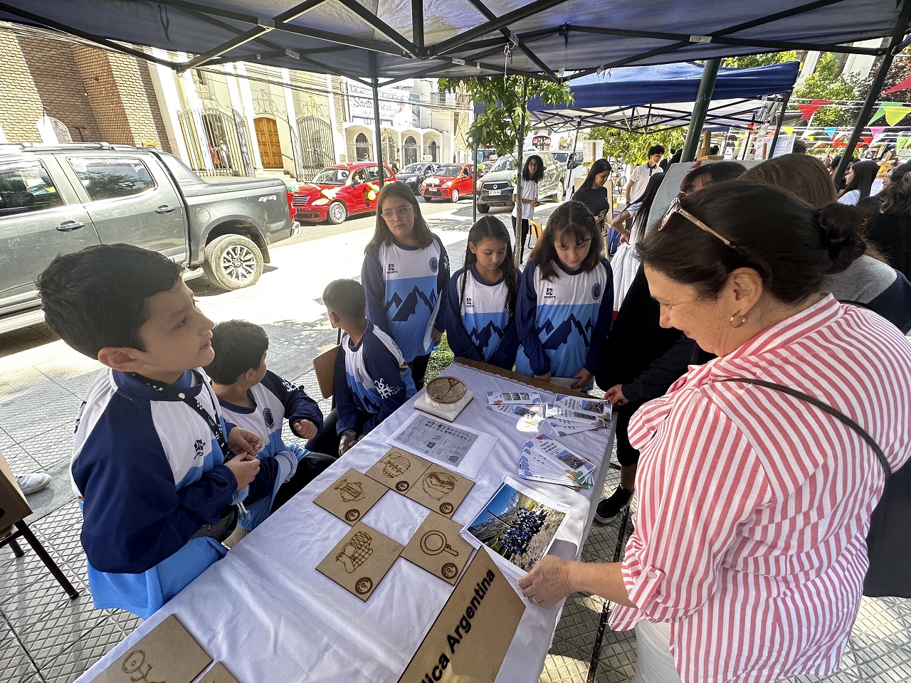 Feria Educativa Andina: Innovación en Establecimientos Locales