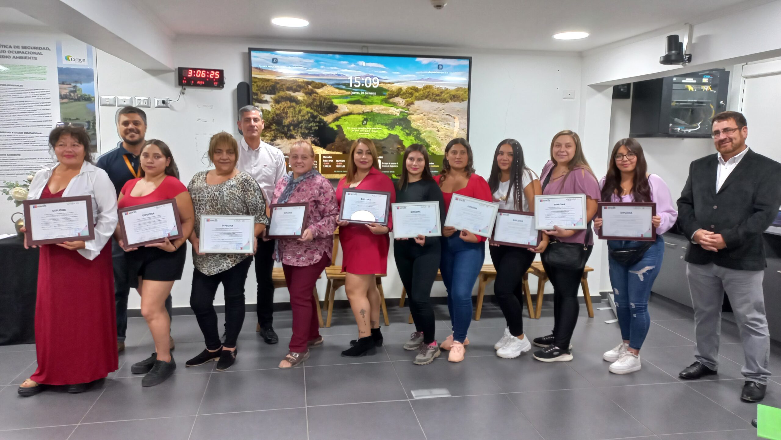 LOS ANDES: Vecinas de Camino Internacional realizaron curso para crear preparaciones culinarias 