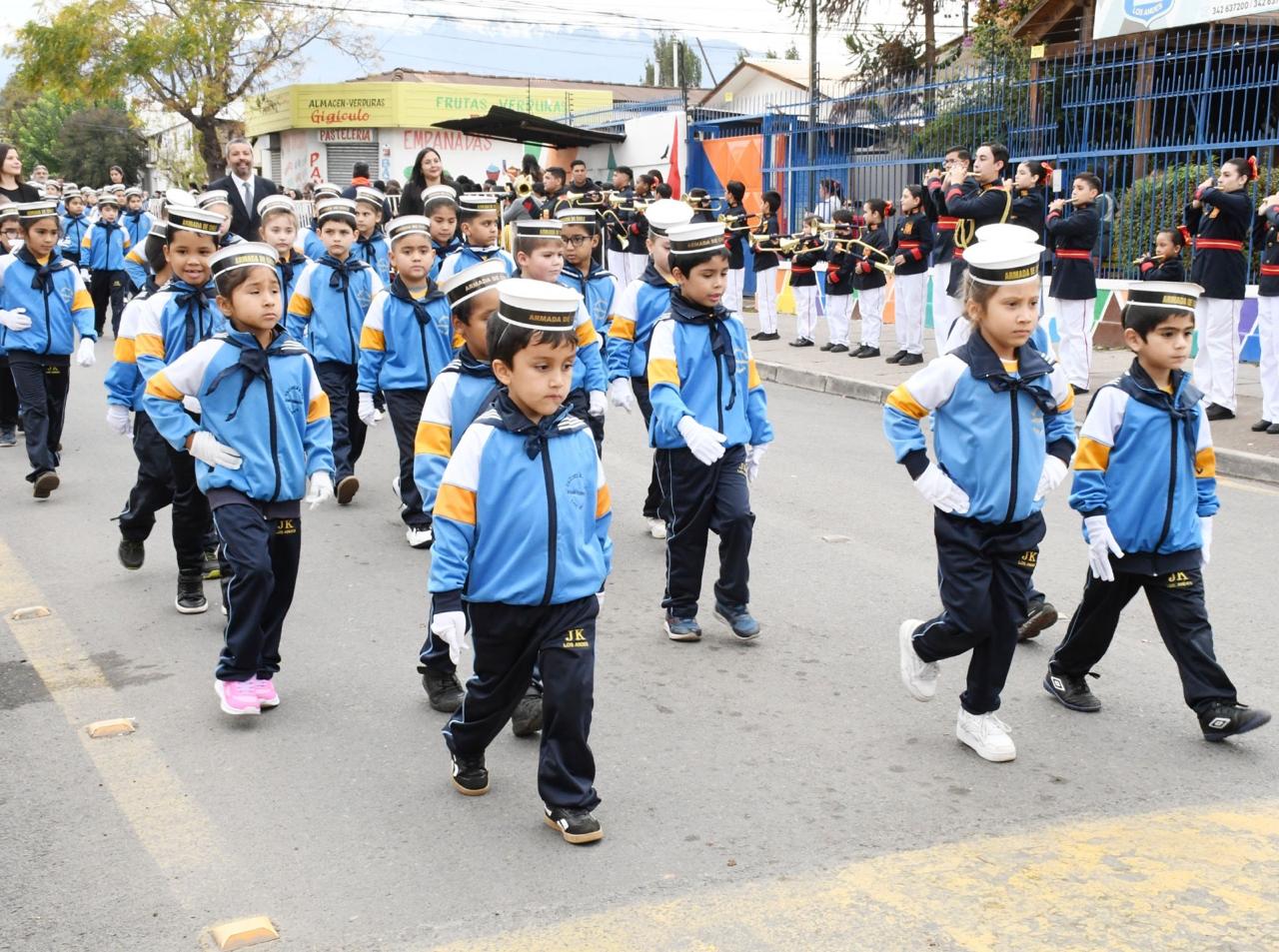 LOS ANDES: Más de 1.350 estudiantes andinos rindieron homenaje en el 149° Aniversario del Combate Naval de Iquique 