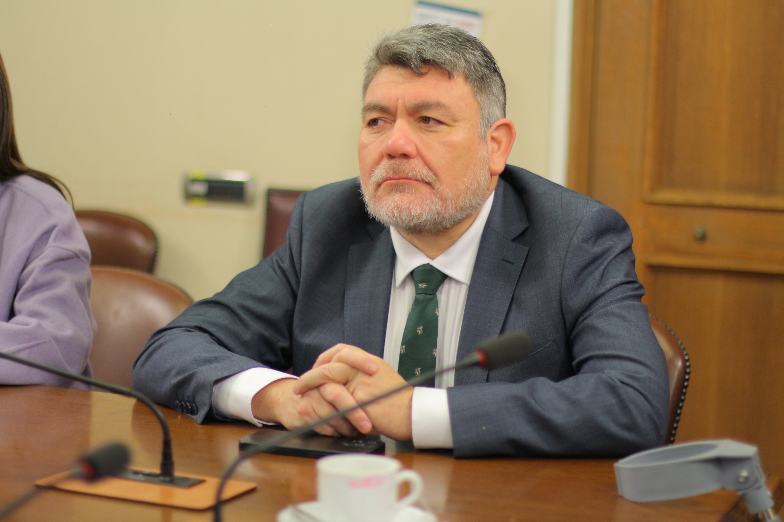 LOS ANDES: Diputado Venegas valora inversión de Esval y advierte fiscalización