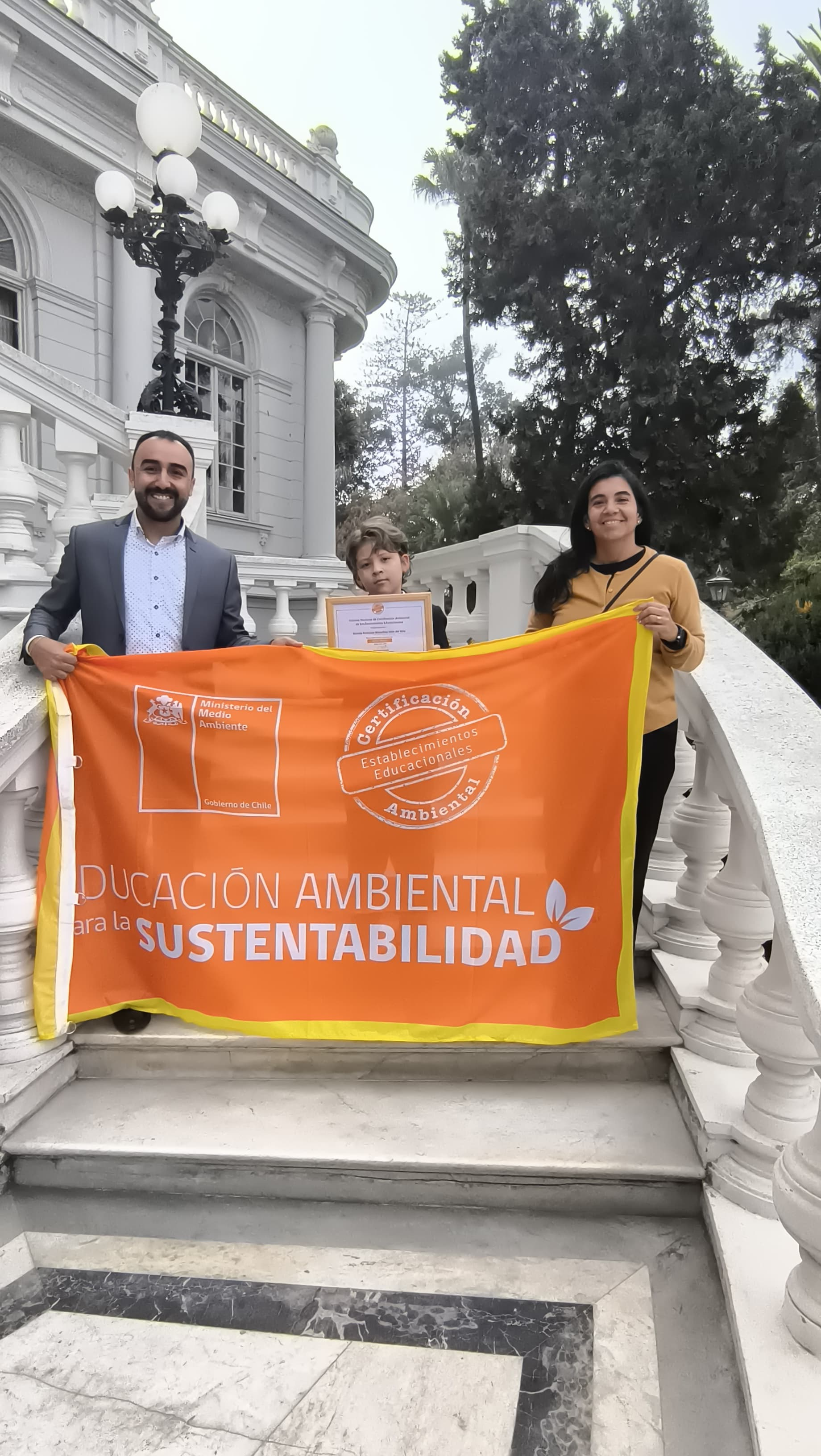 LOS ANDES: Colegio Metodista Edén del Niño recibe Certificación Ambiental del SNCAE