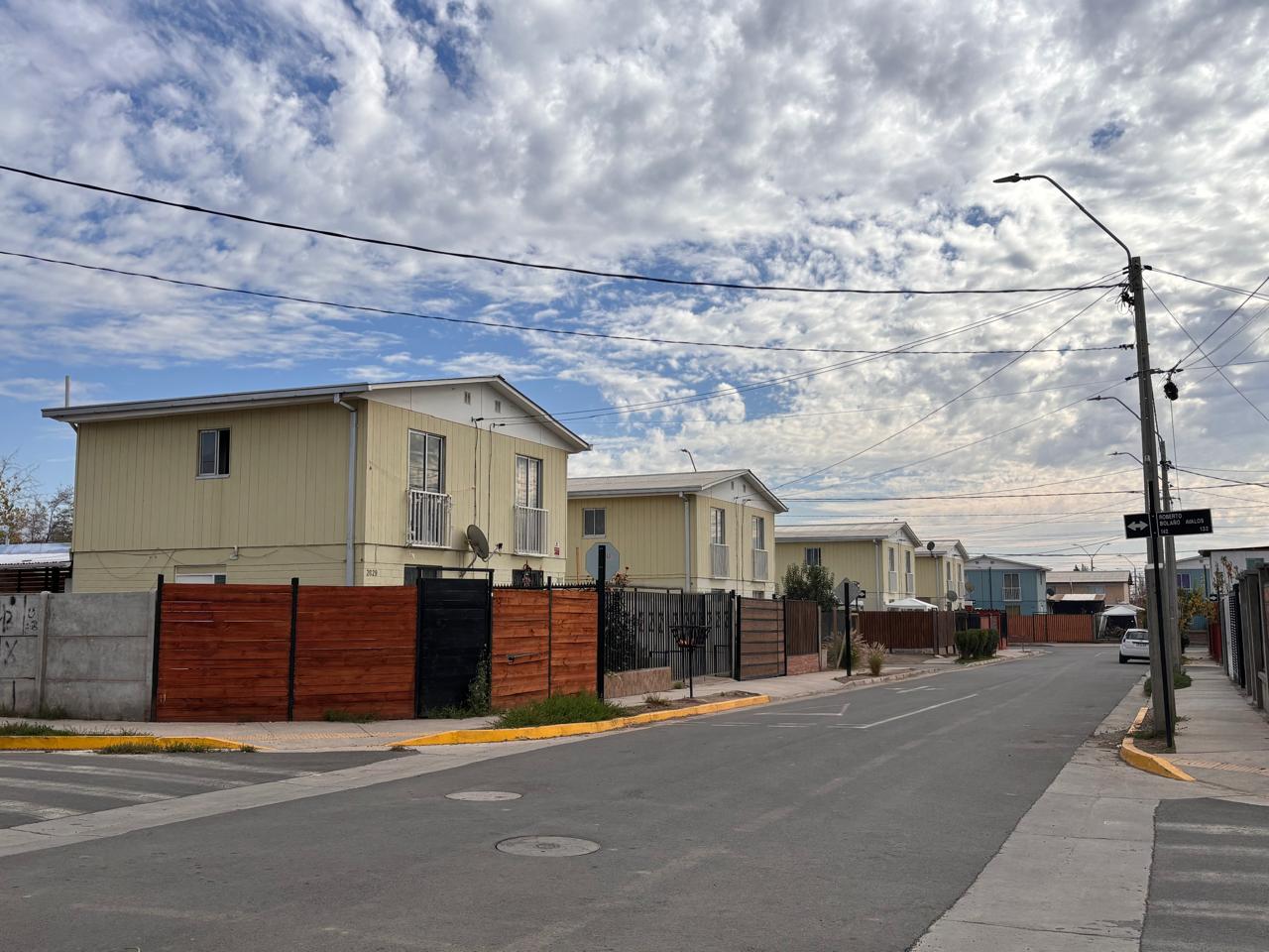 CALLE LARGA: Vecinos de villa Cumbres de Calle Larga son los únicos en la provincia en adjudicarse proyecto de paneles solares