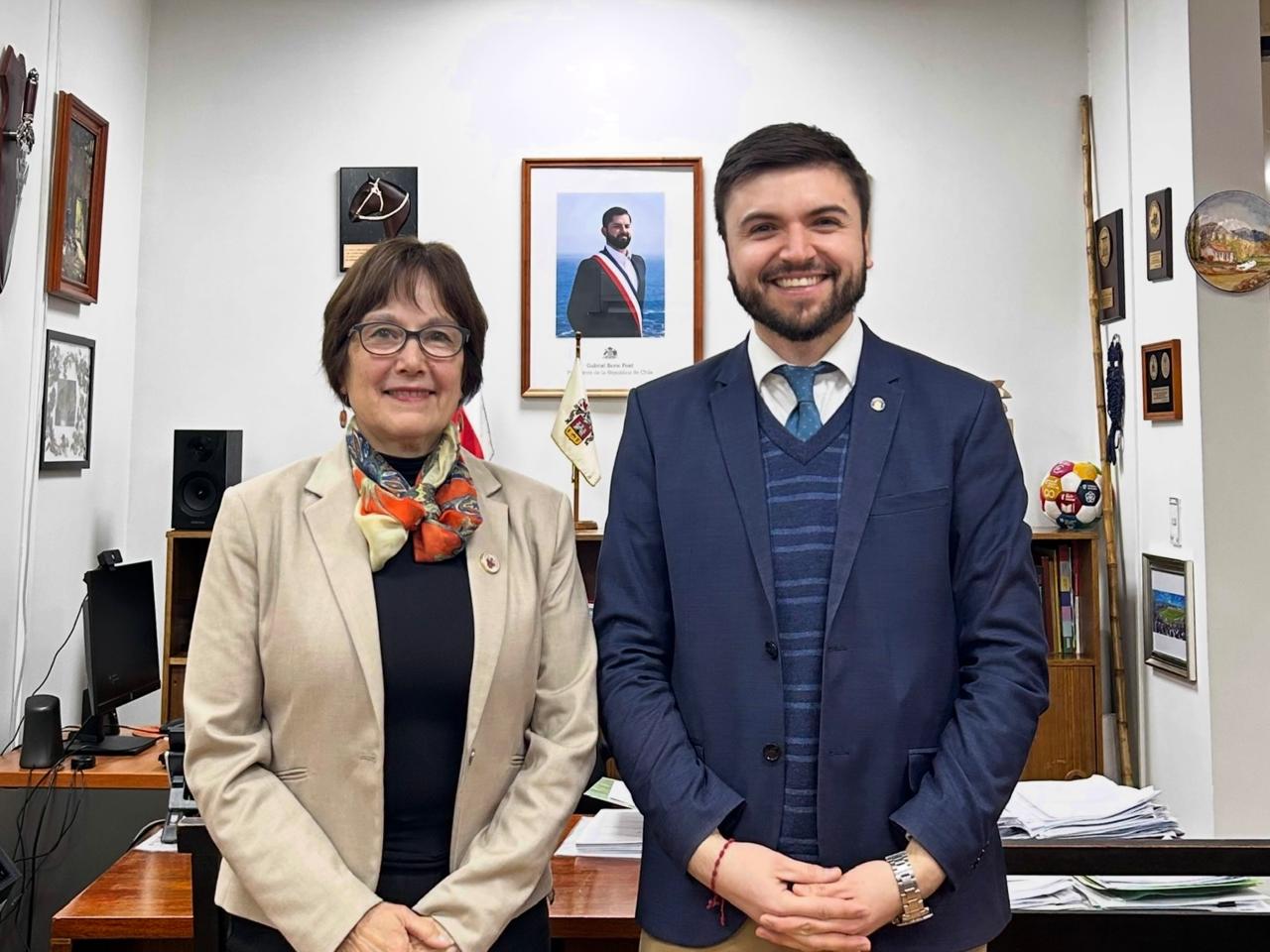 SAN FELIPE: CORE Fernando Astorga se reúne con la alcaldesa Carmen Castillo para avanzar en iniciativas turísticas y estudiar llegada del Tren del Recuerdo a la comuna