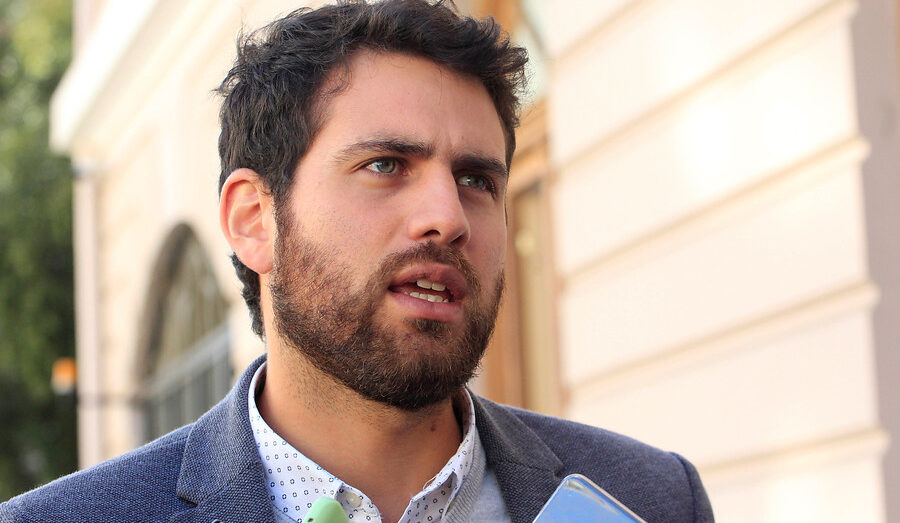 CONGRESO: Diego Ibáñez destaca aprobación de permiso laboral para vocales de mesa: “Hay que facilitar las obligaciones democráticas”