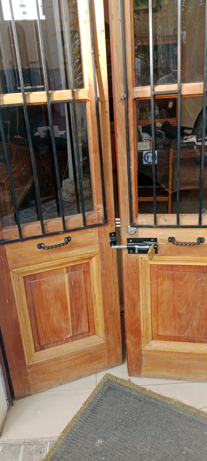LOS ANDES: Delincuentes ingresan a la Iglesia La Asunción y destrozan templo en busca de dinero