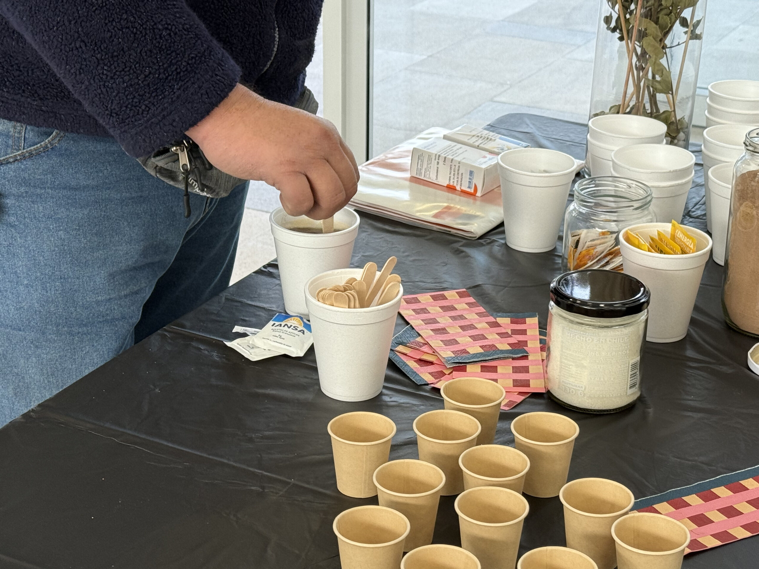 SAN ESTEBAN: “Desayunos que Unen”: Departamento de Salud de San Esteban implementa estrategia para enfrentar las frías mañanas de invierno