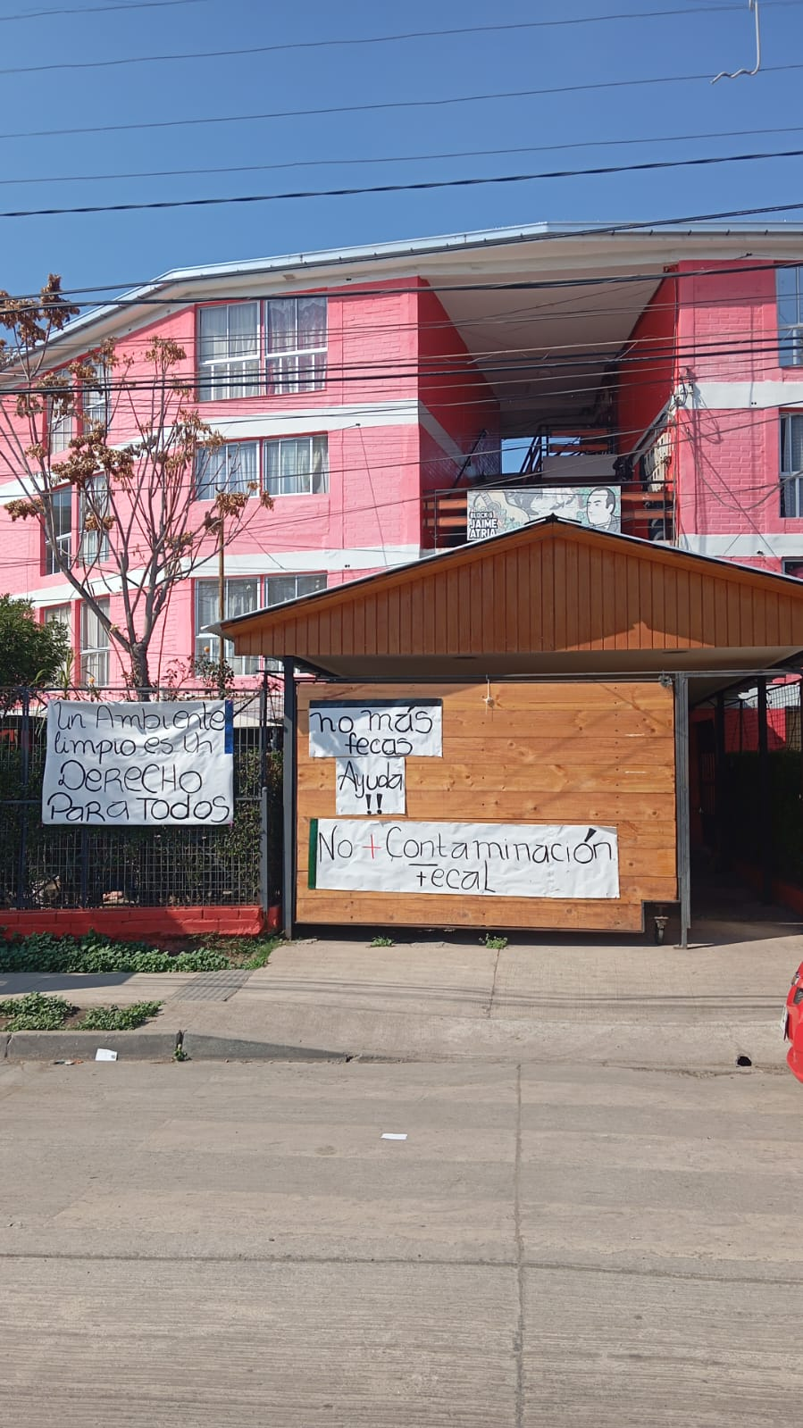 LOS ANDES: Años esperando: SERVIU aún no soluciona problemas de filtraciones en el departamento 14 del Block Jaime Atria de Los Copihues
