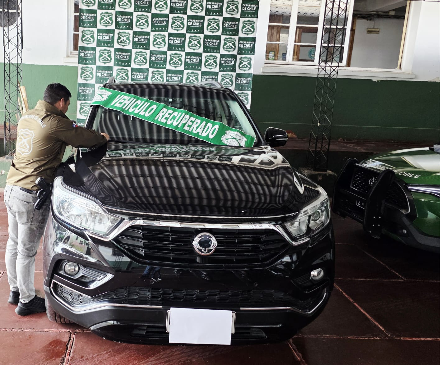 LOS ANDES: Detenido por estafa: Hombre pretendía comprar vehículo con vale vista falso