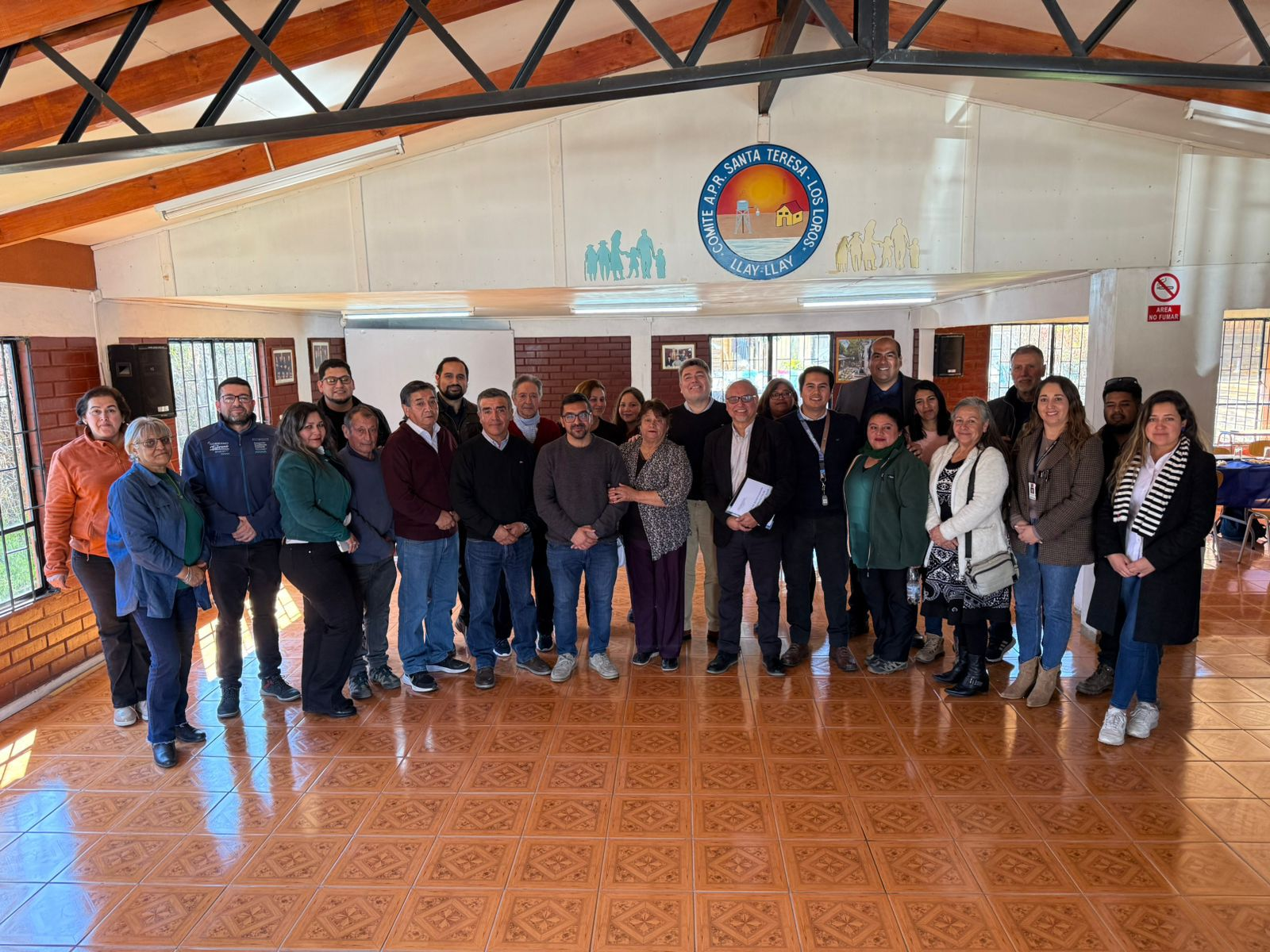 LLAY LLAY: El parlamentario valoró y destacó el trabajo en conjunto que permitirá conectar a la comunidad a las redes de distribución de agua potable a partir del próximo año