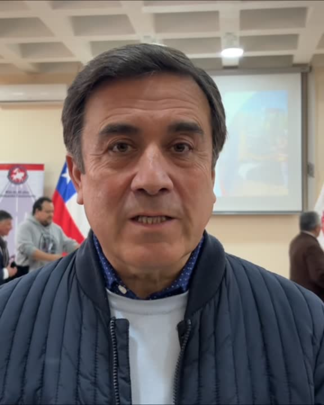 LOS ANDES: [VIDEO] Mujeres del Programa Jefas de Hogar de Los Andes se certifican como operadoras de excavadora