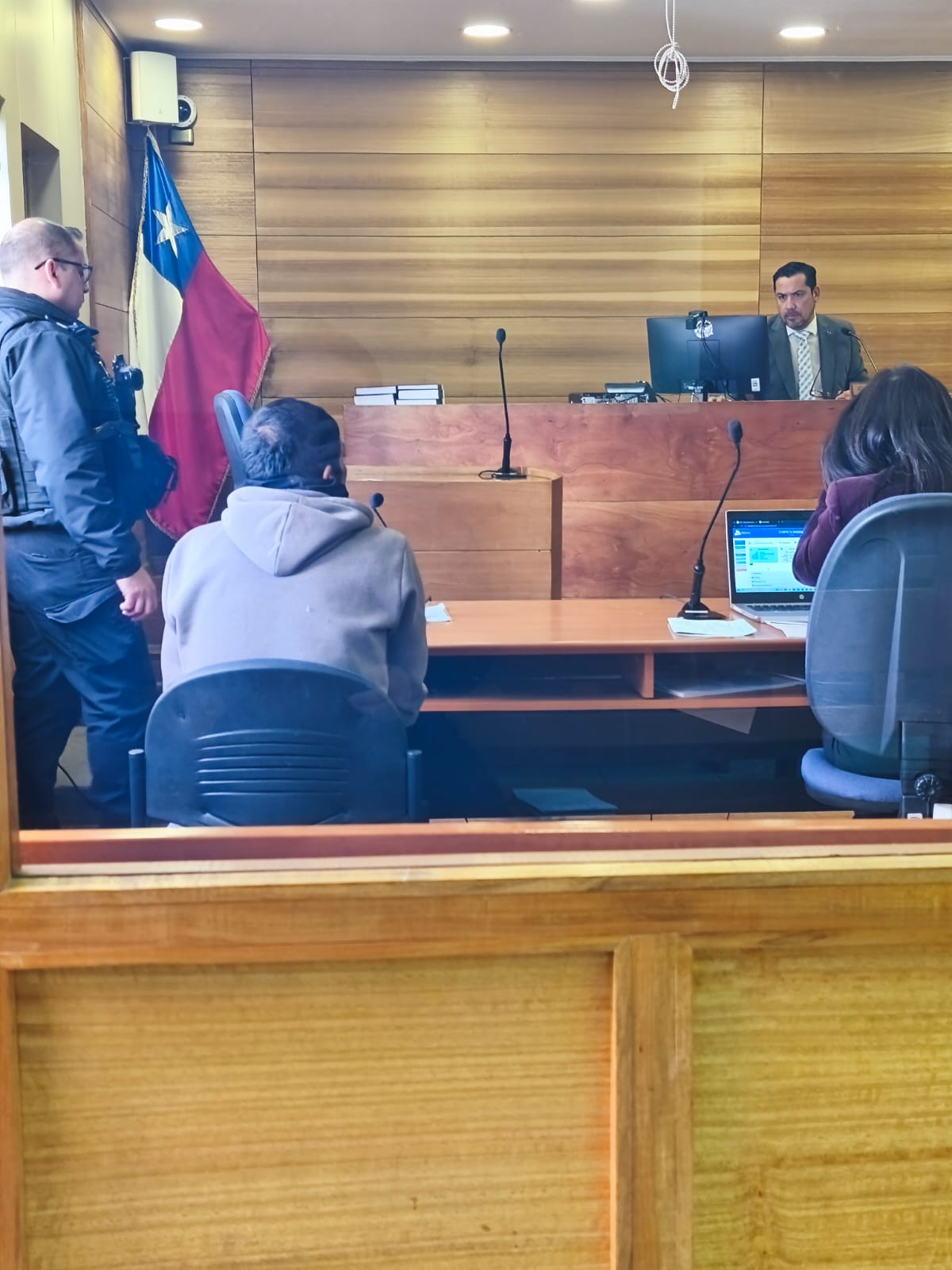 LOS ANDES: Sujeto fue condenado a reclusión nocturna tras robo de vehículo