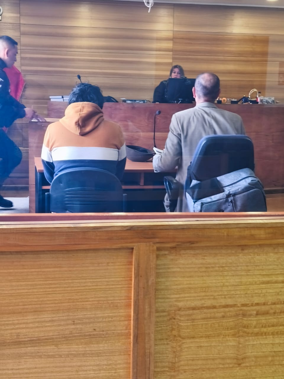 LOS ANDES: Sujeto con amplio prontuario es detenido en pleno centro de Los Andes: portaba cuchillo y tenía penas incumplidas