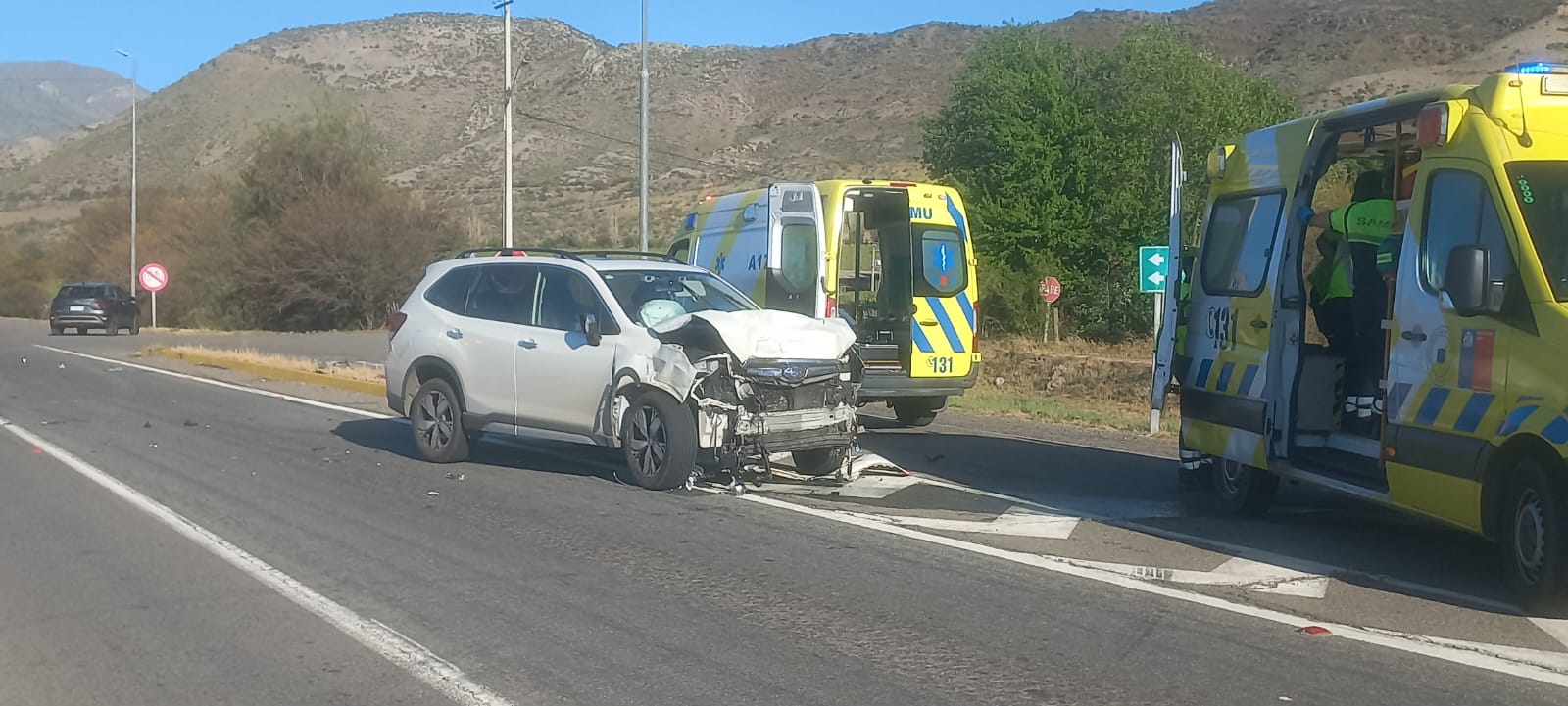 CALLE LARGA: Violenta colisión en Bypass San Vicente deja tres lesionados, entre ellos un menor