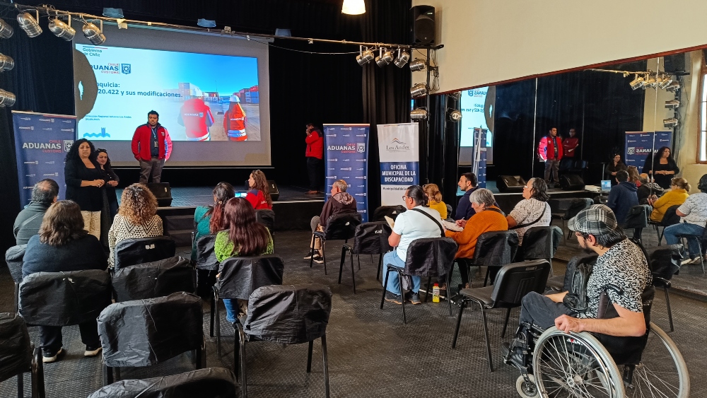 LOS ANDES: Aduanas y municipalidad de Los Andes difunden beneficios de ley de discapacidad
