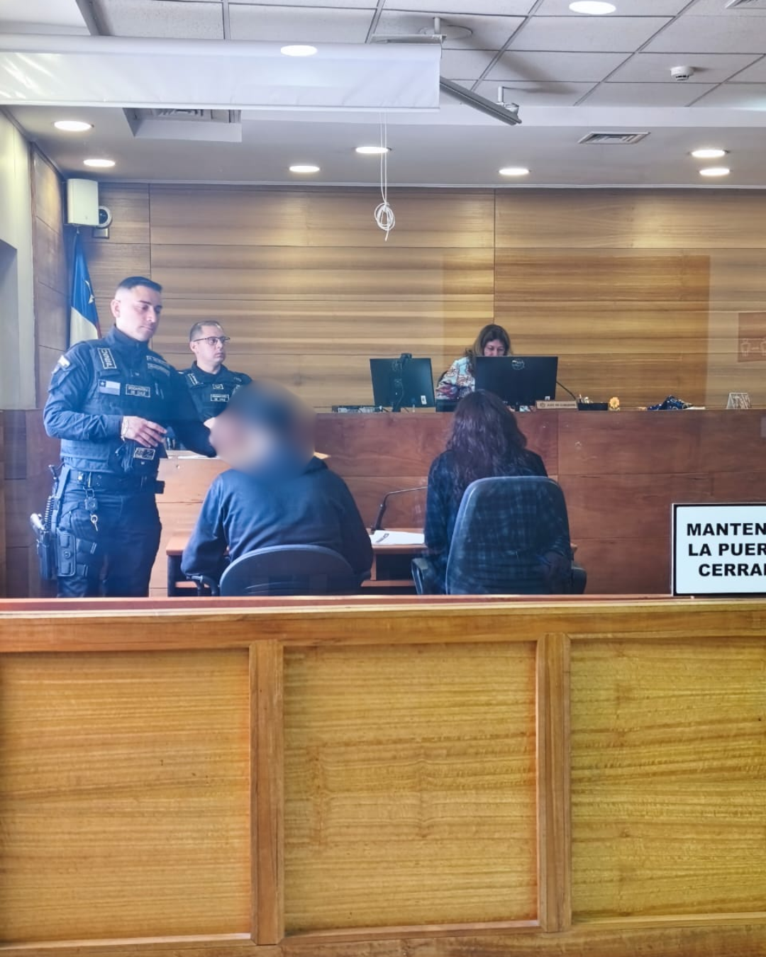 LOS ANDES: Intentó ahorcar a su pareja tras escalar cerco en vivienda de Villa Senderos de Los Andes