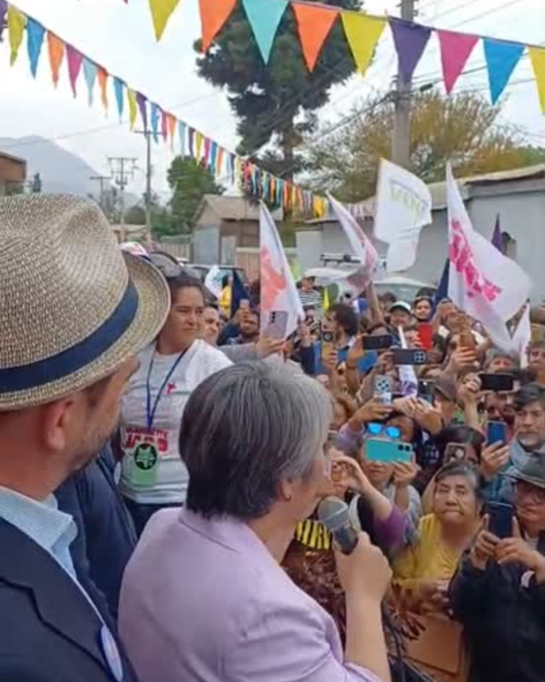 CATEMU: [VIDEO] Jeannette Jara visitó Catemu y se reunió con alcaldes de la provincia de San Felipe