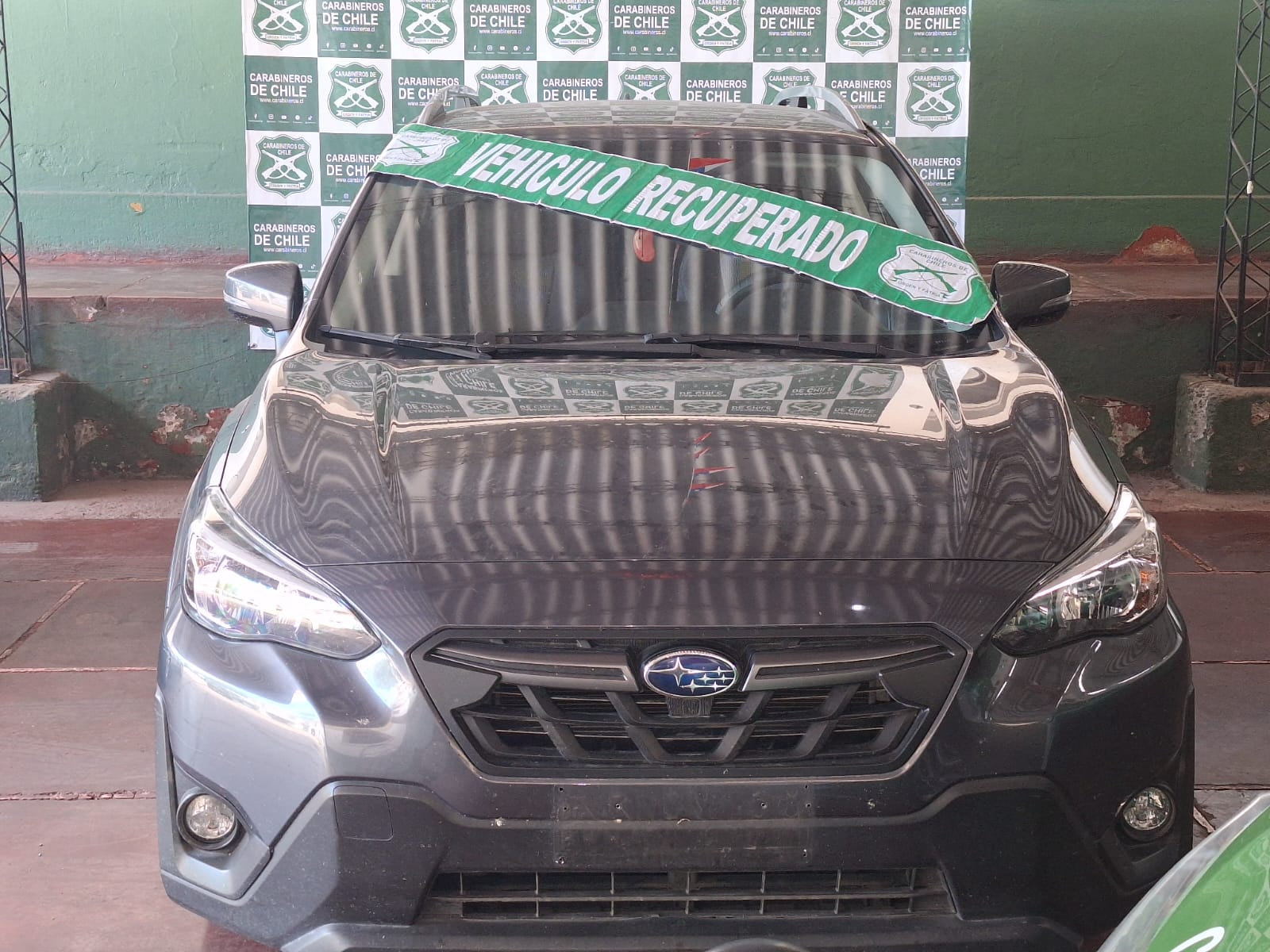 LOS ANDES: Recuperan otro auto robado que circulaba con patentes falsas en Los Andes