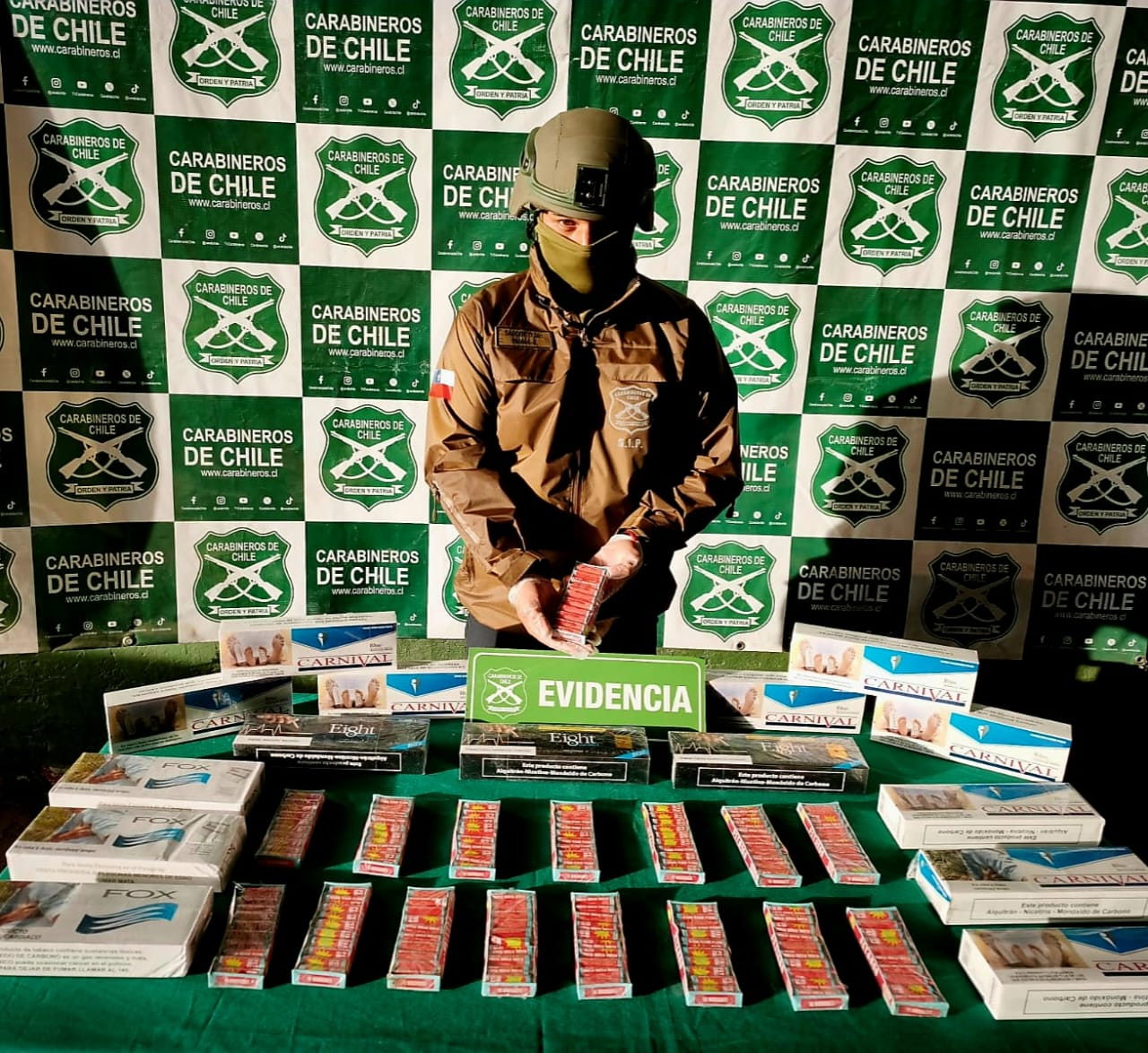 LOS ANDES: Detienen a comerciante en Alto Aconcagua por contrabando de cigarrillos y venta ilegal de fuegos artificiales