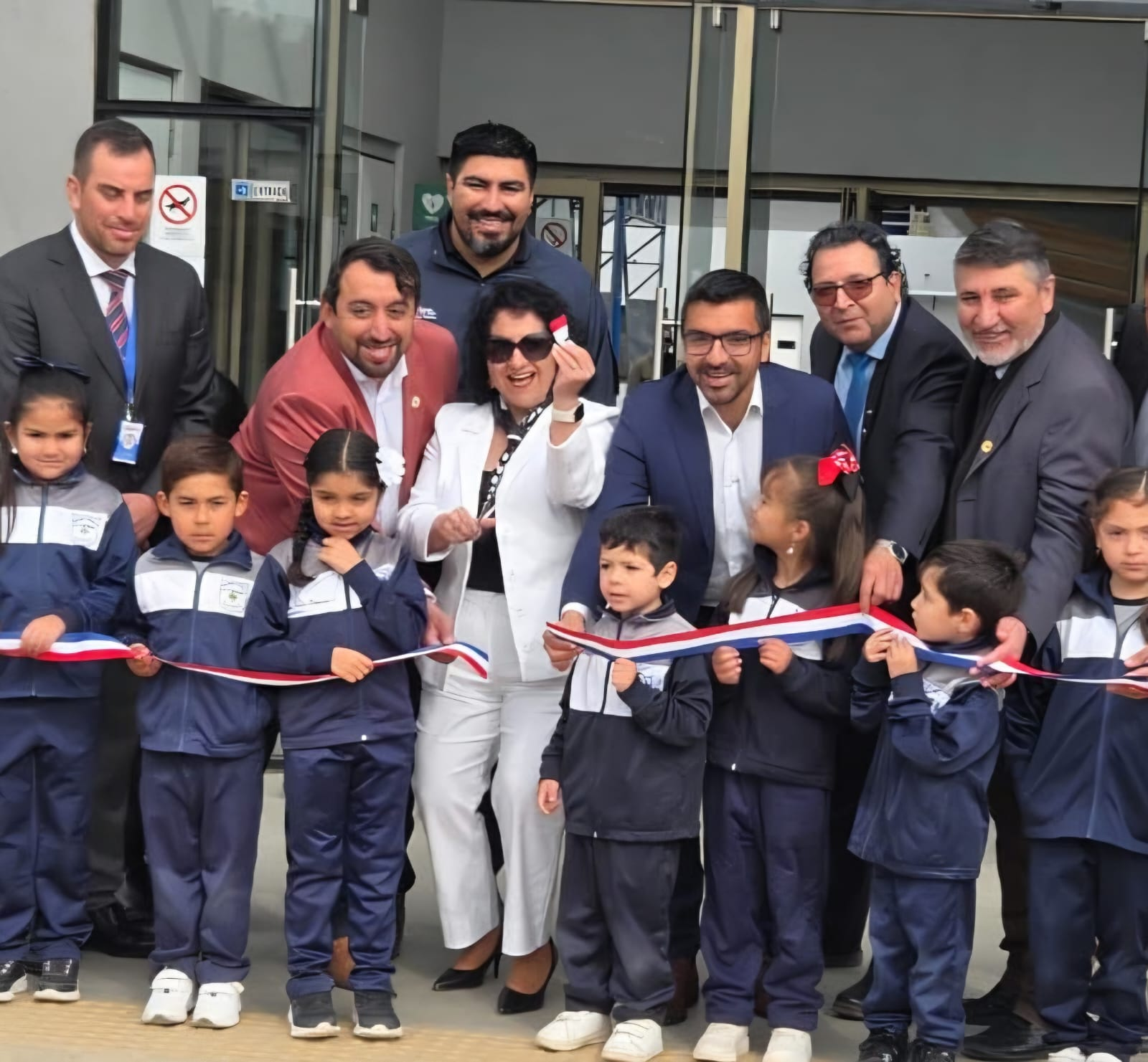 LLAY LLAY: En Llay Llay se inauguró el Liceo Rural más moderno de Chile