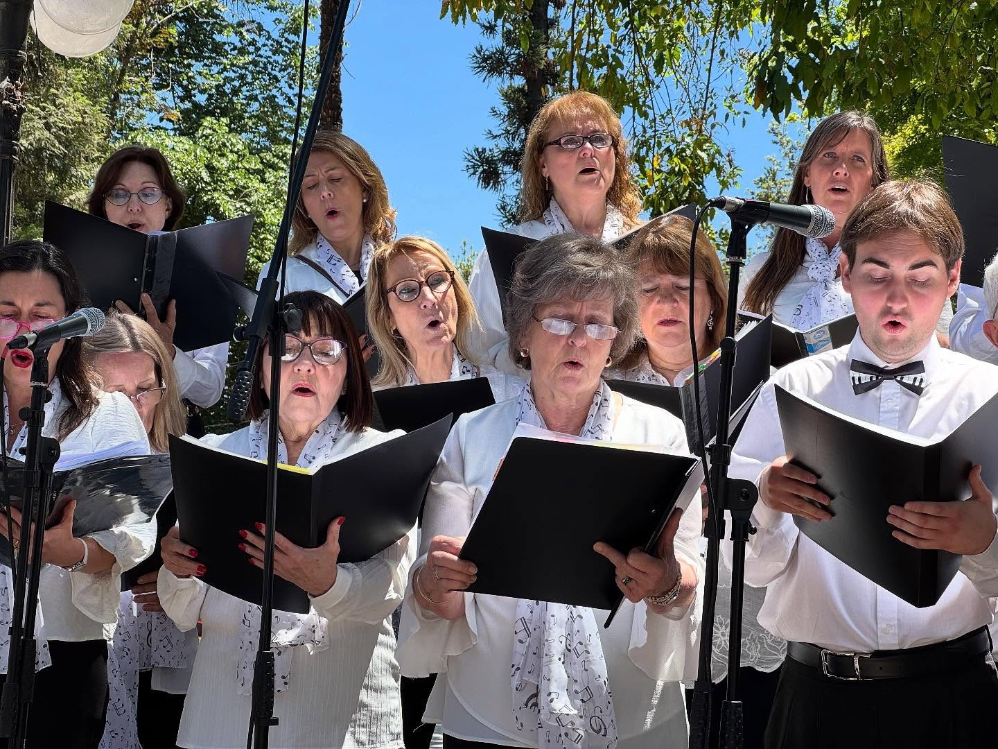 SAN FELIPE: Encuentro Internacional de Coros llenó de música y emoción la Plaza de Armas de San Felipe