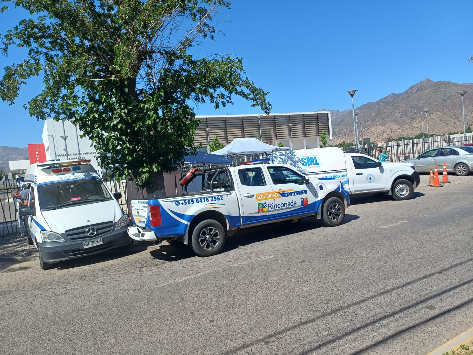 RINCONADA: Hombre fallece al interior de un vehículo frente al CESFAM de Rinconada