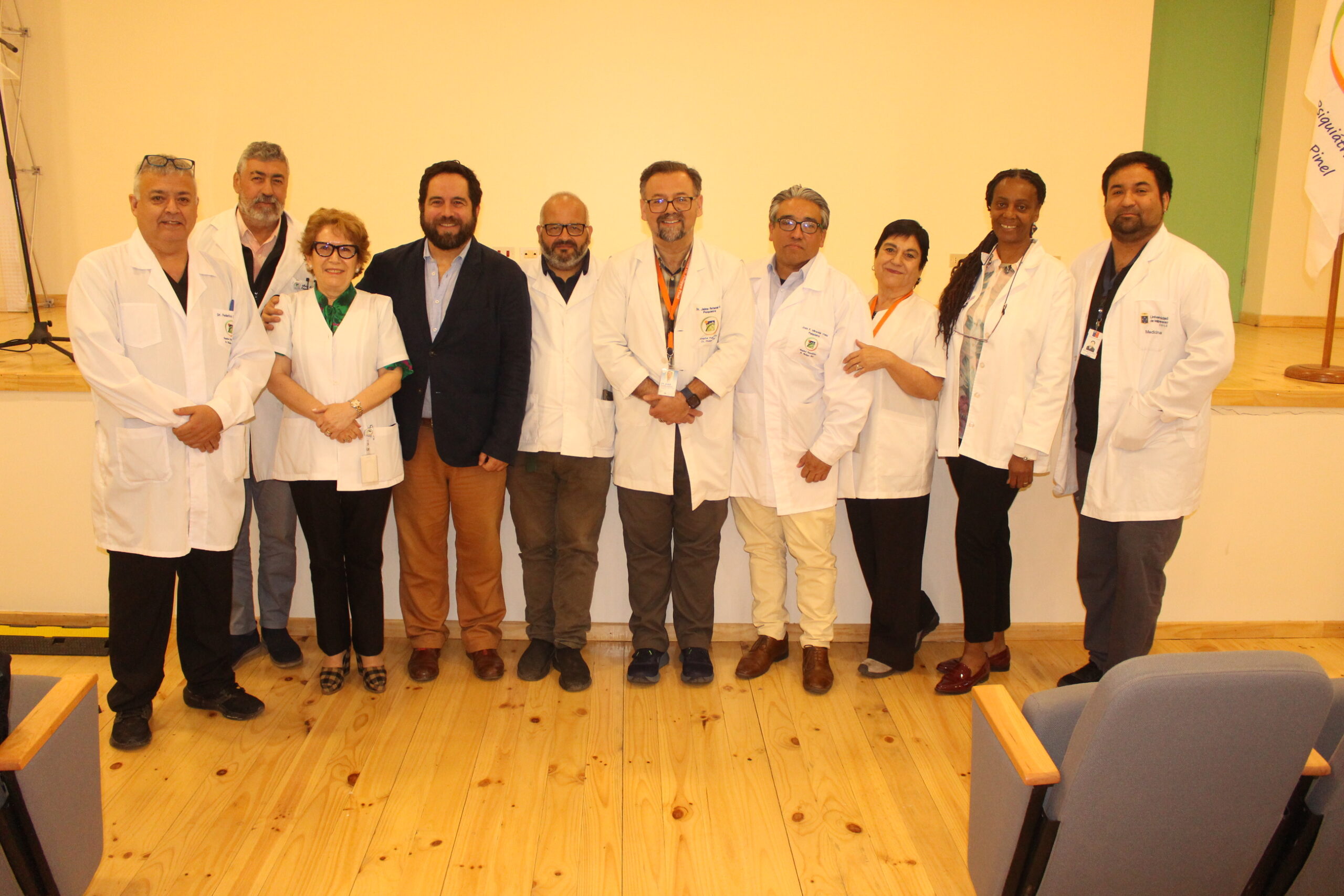 PUTAENDO: Hospital Psiquiátrico Dr. Philippe Pinel fortalece su trabajo académico con conferencia del Dr. Paul Vöhringer