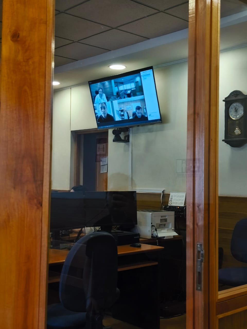 LOS ANDES: Se encontraba prófuga: formalizan a mujer que viajó desde Temuco a comprar camioneta con un cheque falso