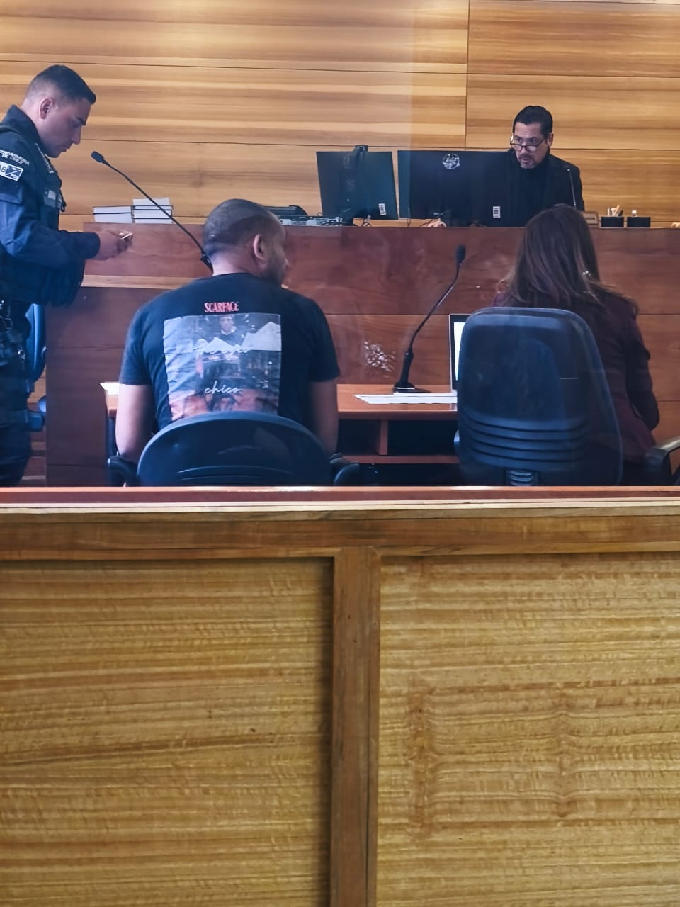 SAN ESTEBAN: Por mal vecino: Sujeto deberá abandonar vivienda colindante tras amenazas de muerte a su vecina