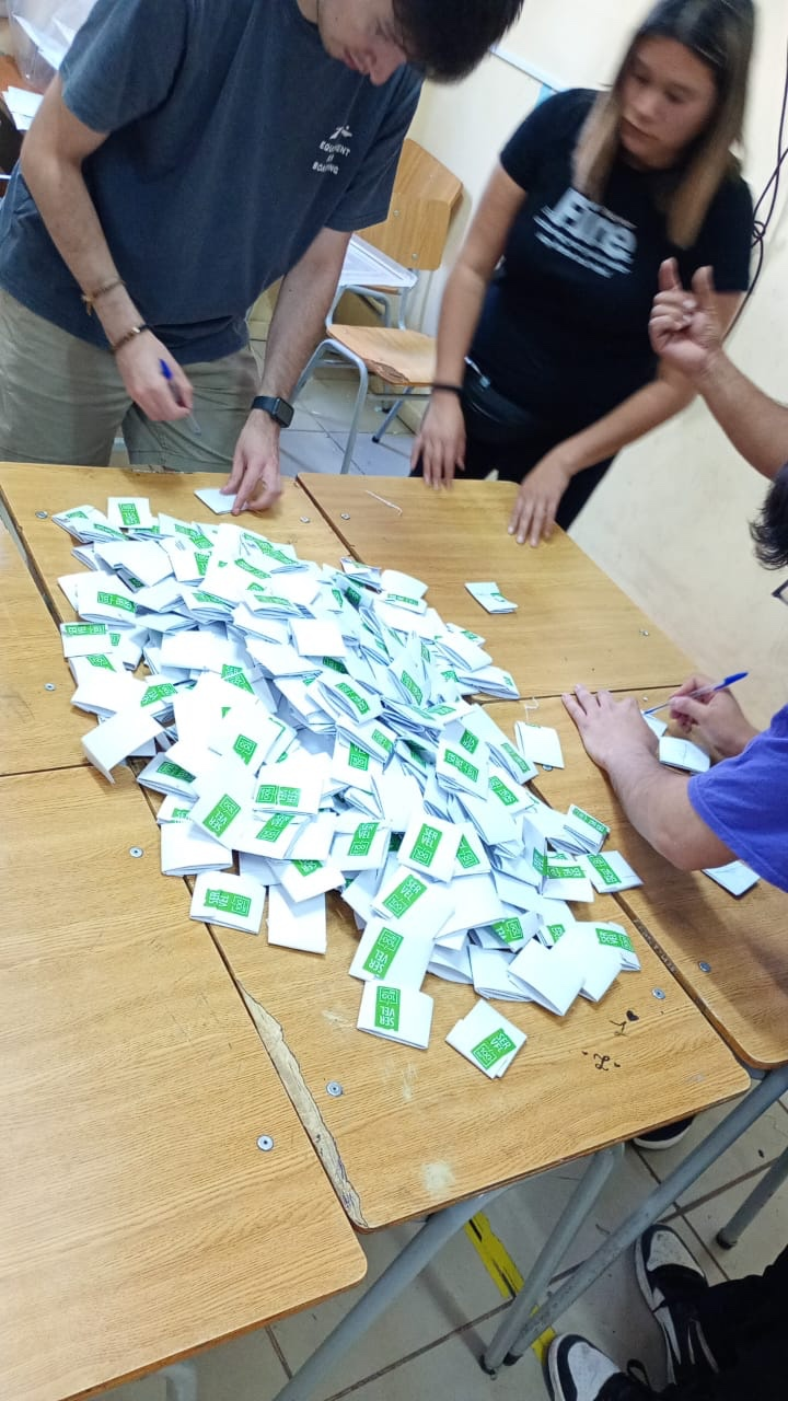 ACONCAGUA: Vocales firman votos mientras varias mesas ya iniciaron el conteo