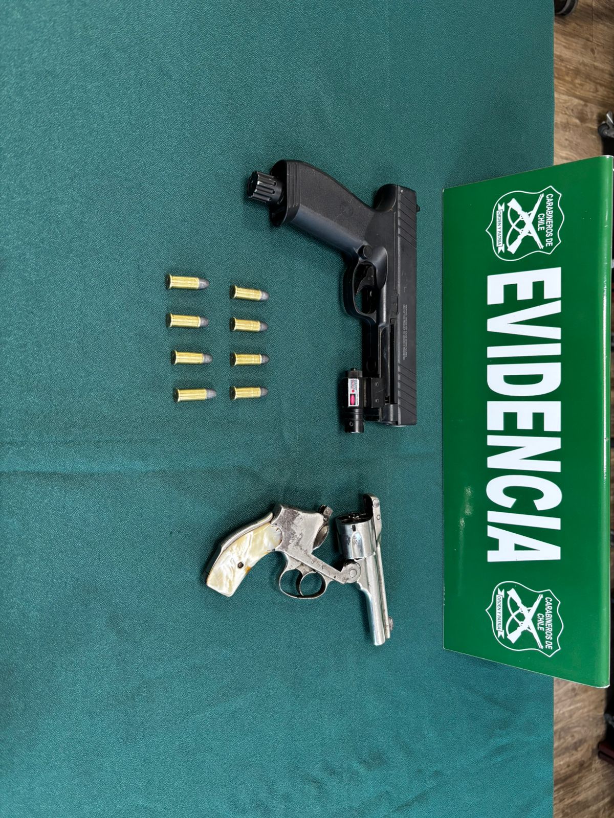 SAN FELIPE: Delincuente de 21 años es detenido con arma de fuego y municiones en villa 250 años