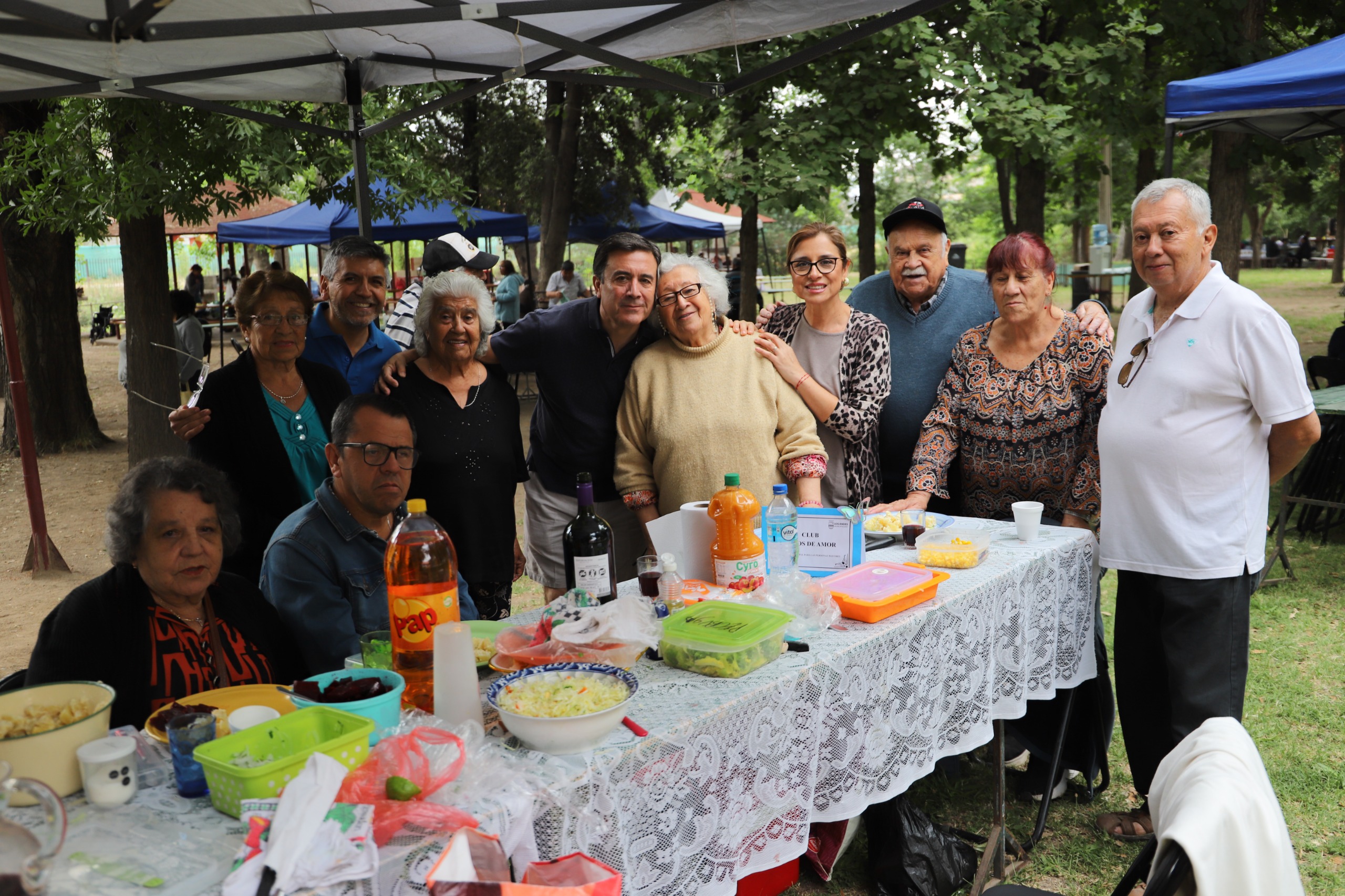LOS ANDES: En Los Andes clubes de adultos mayores participaron masivamente en un paseo al aire libre