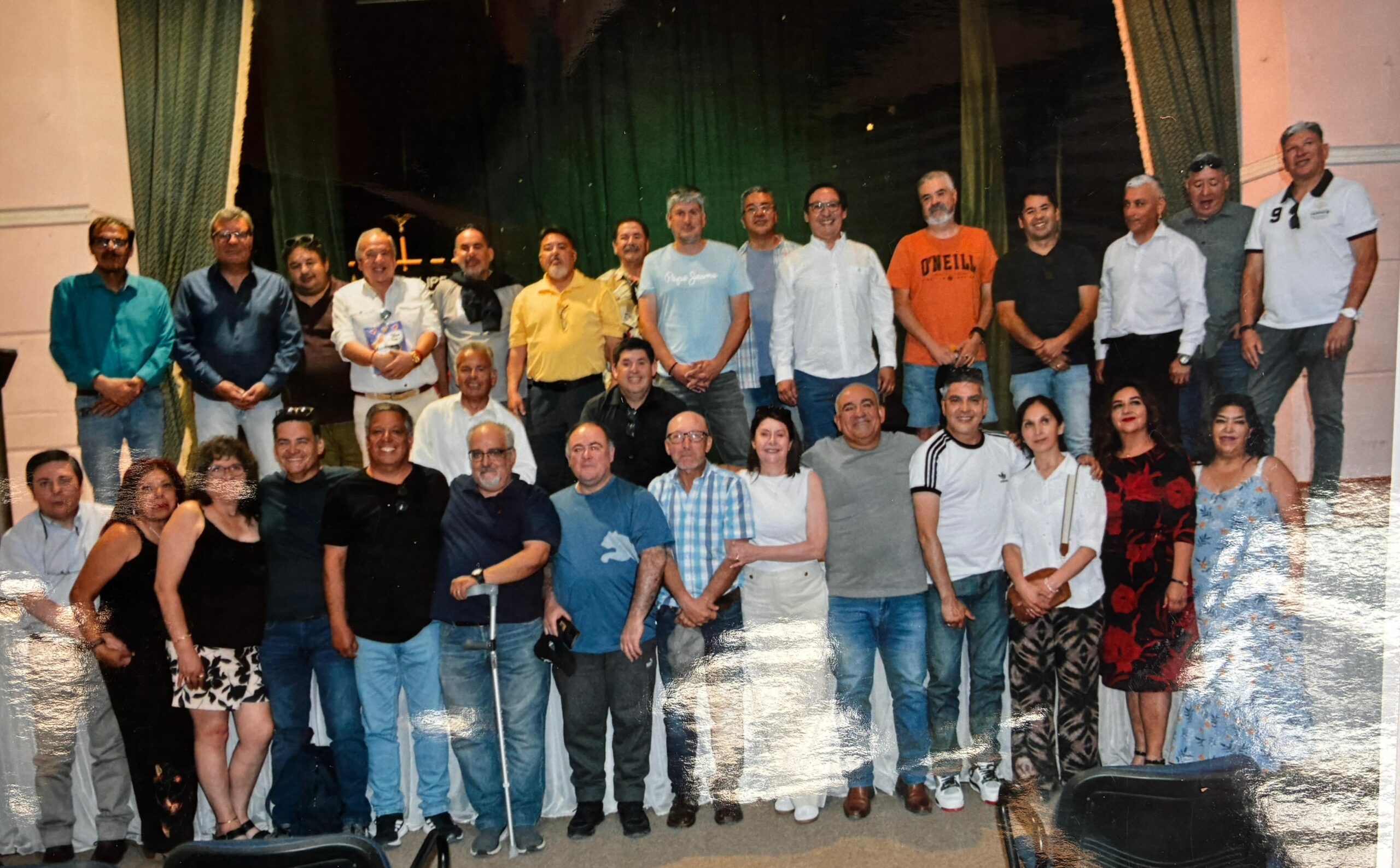 SAN FELIPE: Ex alumnos del Liceo de Hombres de San Felipe realizaron emotivo reencuentro tras 38 años