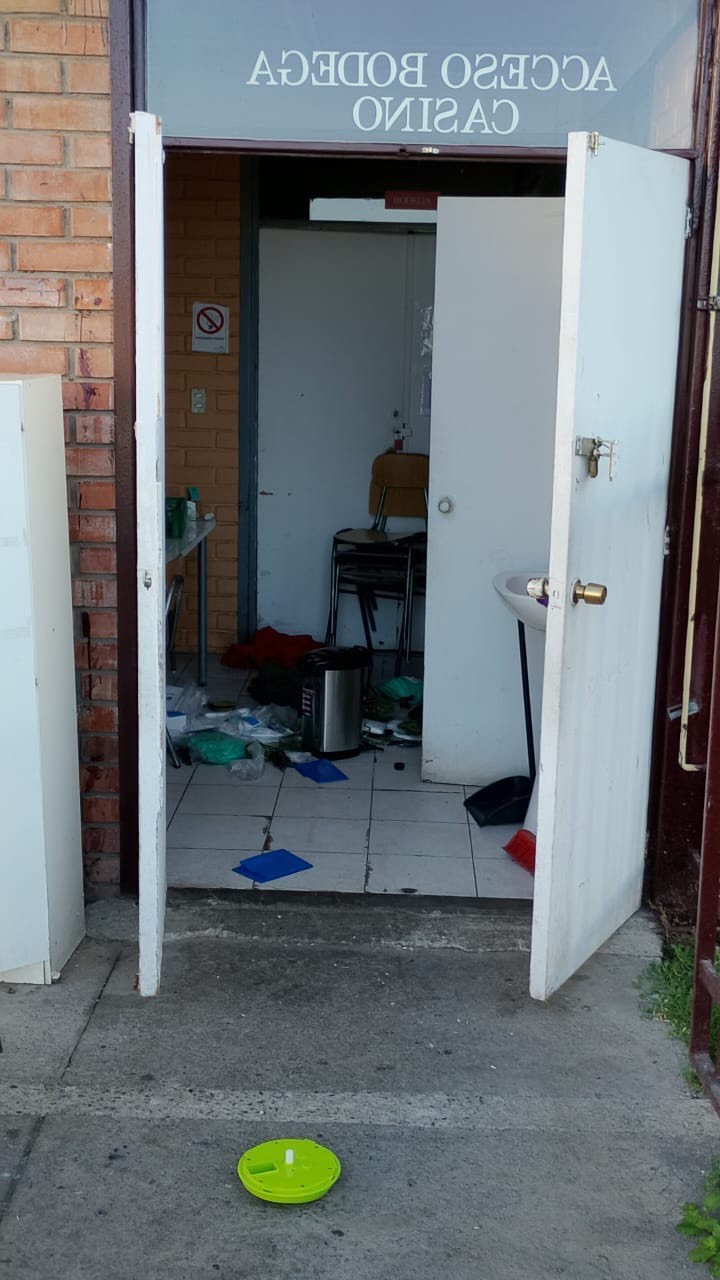 LOS ANDES: Fue durante la madrugada: antisociales protagonizan doble robo al interior del Liceo Mixto bicentenario de Los Andes