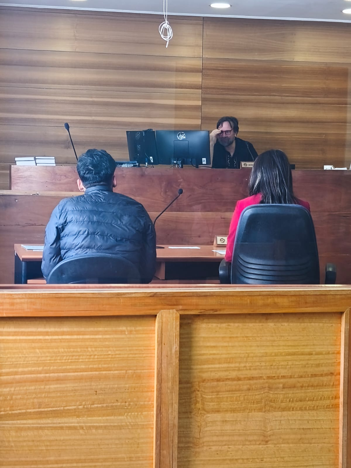 LOS ANDES: Formalizan a agresor reincidente en VIF: atacó a su pareja en la calle y perdió beneficio judicial