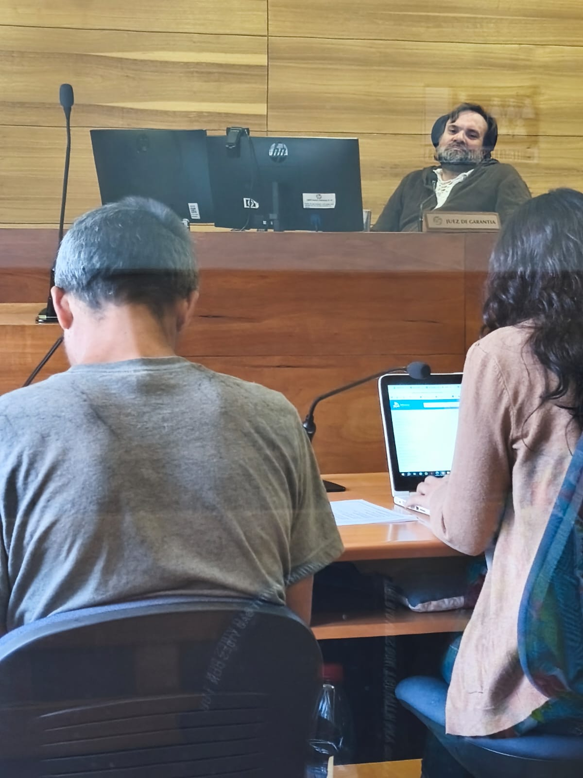 LOS ANDES: Momentos de terror: sujeto se cortaba los brazos y amenazó a su madre de 76 años en Los Andes