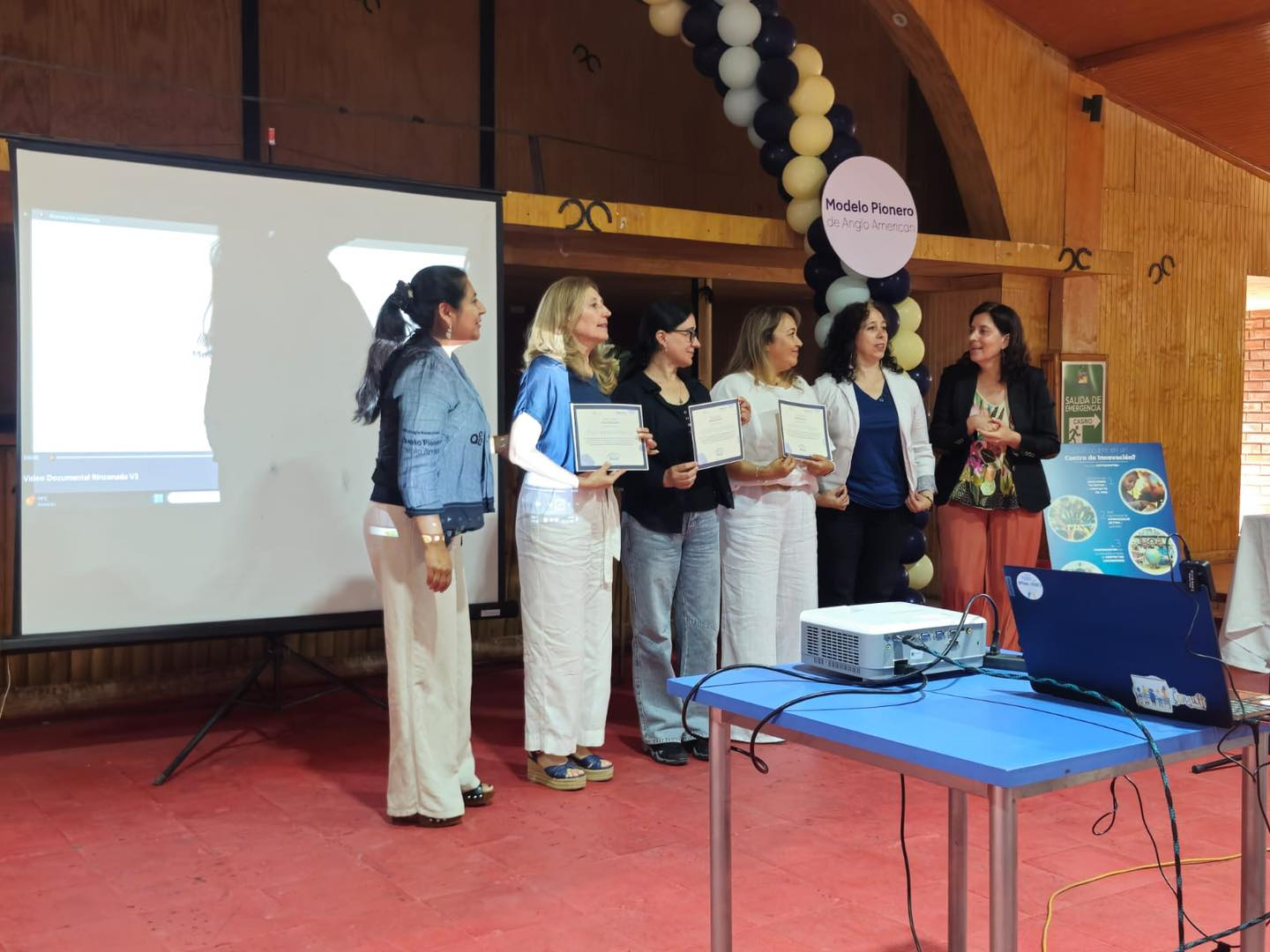 RINCONADA: Comunidad educativa de Rinconada cerró ciclo del programa “Tu Clase Tu País” tras tres años de trabajo