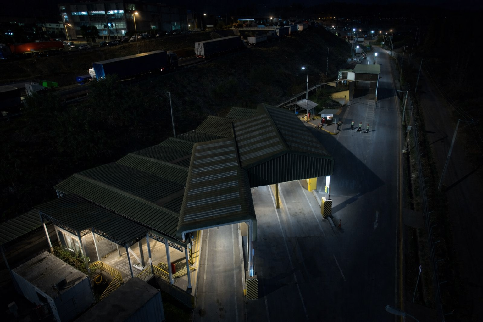 LOS ANDES: Carabineros investiga importante robo de carne en camiones estacionados en el extraportuario El Sauce