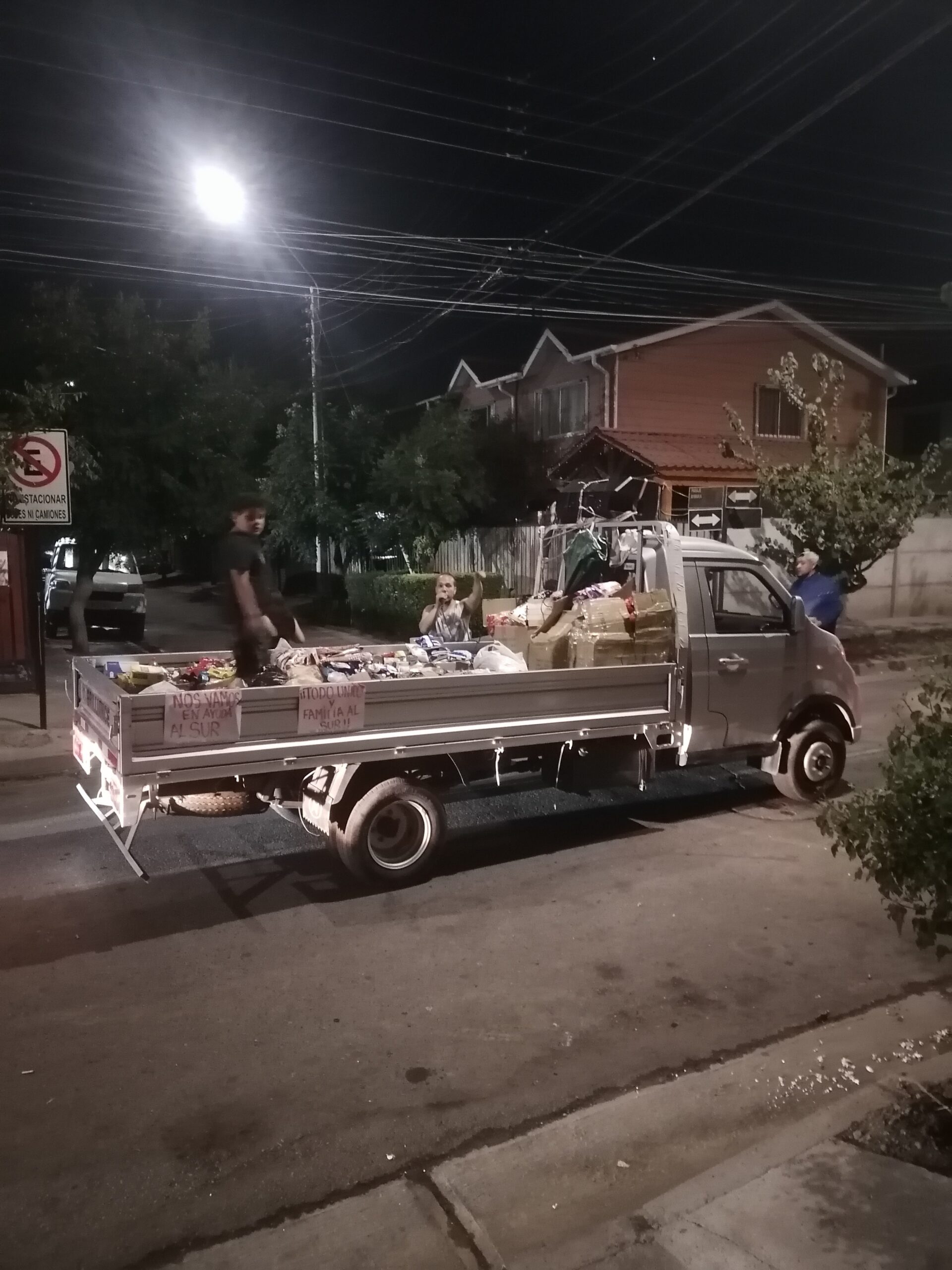 LOS ANDES: Local Todo Único realiza campaña solidaria y caravana de recolección en Los Andes para ayudar a familias afectadas por incendios del sur