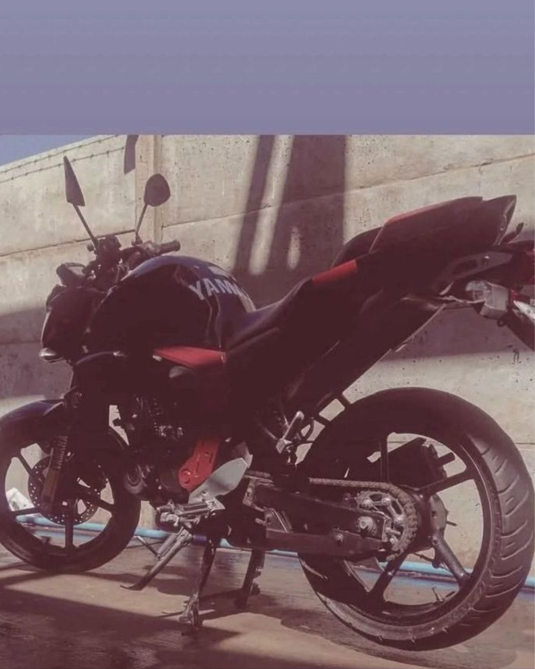 SAN FELIPE: Robo de Motocicleta en el Almendral: delincuentes la cargaron sobre una camioneta