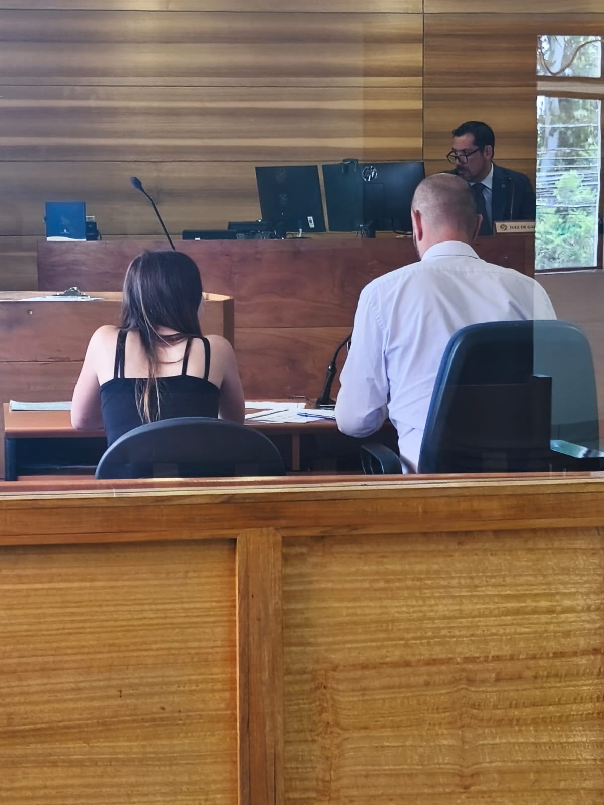 LOS ANDES: Robo por casi $1,2 millones al interior del Jumbo de Los Andes terminó con joven detenida