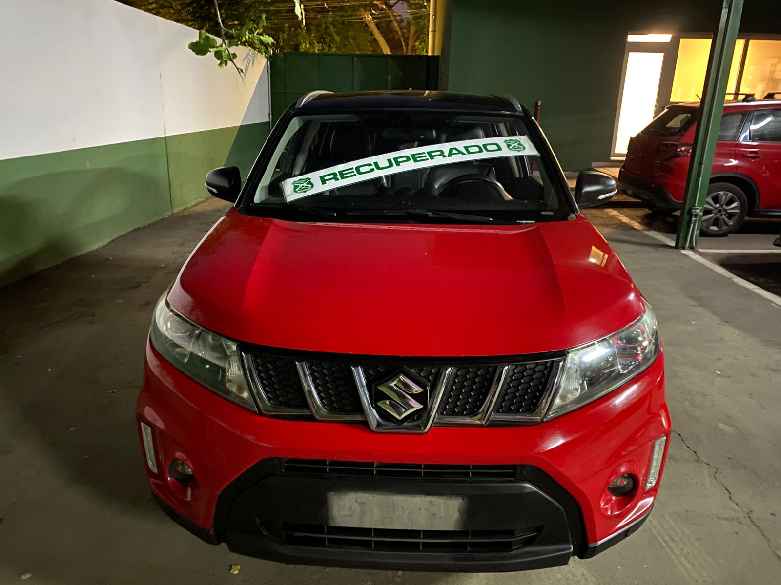 SAN FELIPE: Sujeto terminó detenido tras devolver patentes robadas: auto tenía encargo por robo