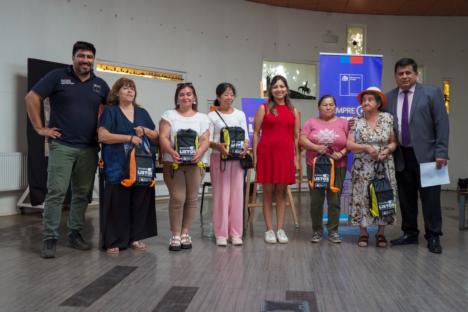 SANTA MARÍA: Entregan kits de resiliencia energética a familias en programa piloto del Ministerio de Energía