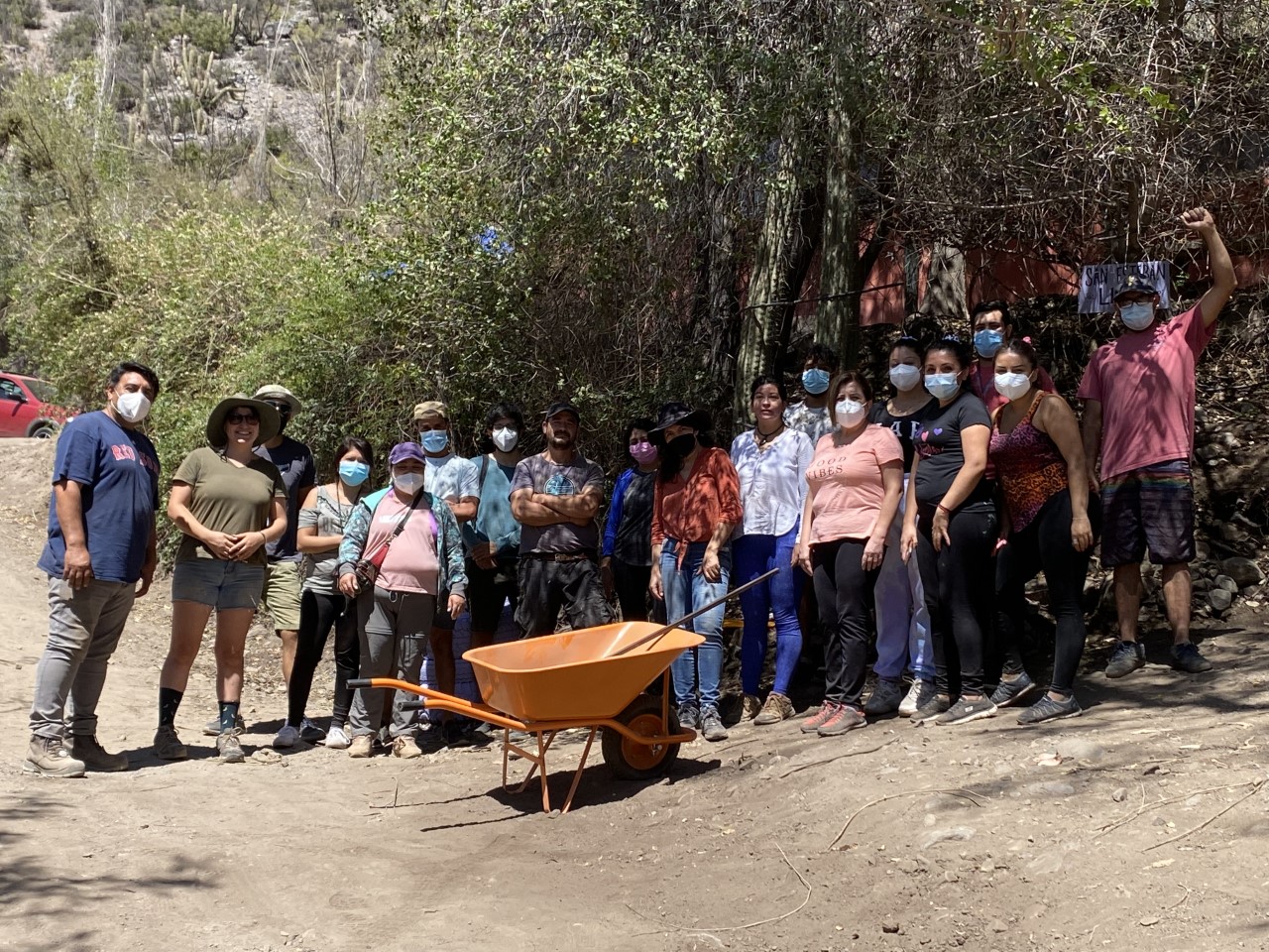 SAN ESTEBAN: Equipo DAEM y Agrupaciones ambientales se unen para trabajar en las mejoras de la Escuela San Francisco 2 SAN ESTEBAN: Equipo DAEM y Agrupaciones ambientales se unen para trabajar en las mejoras de la Escuela San Francisco