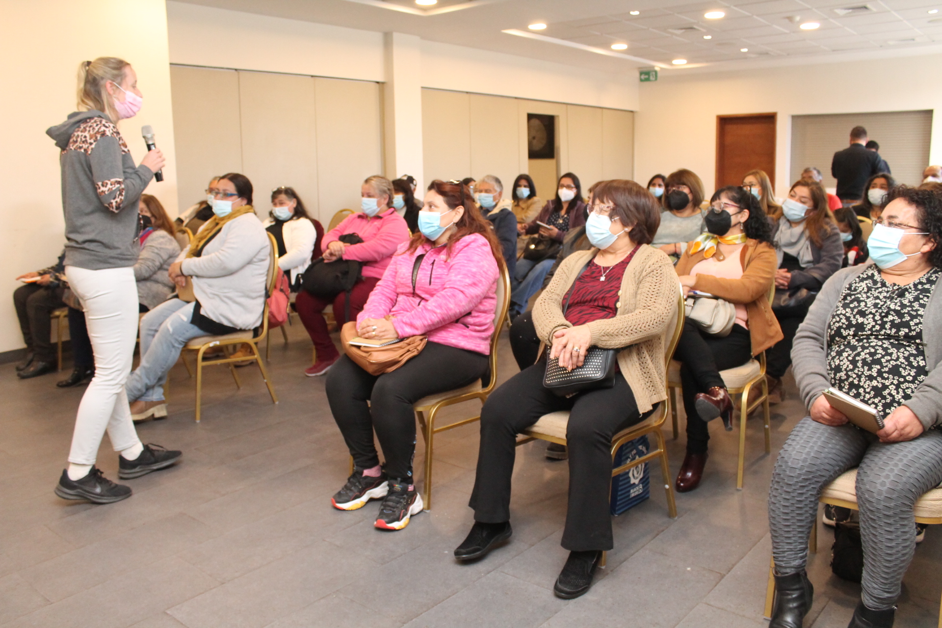 COLBUN: Exitoso cierre de Programa de Huertos Familiares para vecinos de Camino Internacional 1 COLBUN: Exitoso cierre de Programa de Huertos Familiares para vecinos de Camino Internacional