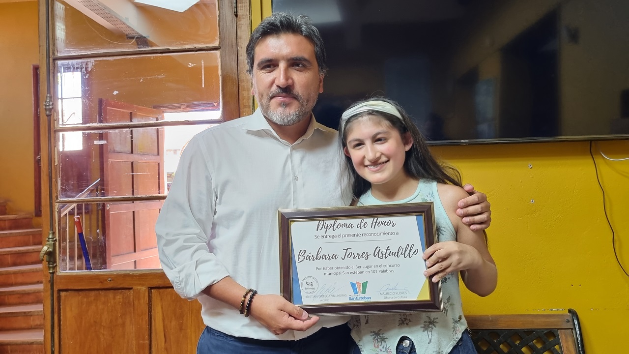 SAN ESTEBAN: Exitosa 1ra versión de San Esteban en 101 Palabras logró recopilar más de 30 piezas literarias 1 SAN ESTEBAN: Exitosa 1ra versión de San Esteban en 101 Palabras logró recopilar más de 30 piezas literarias