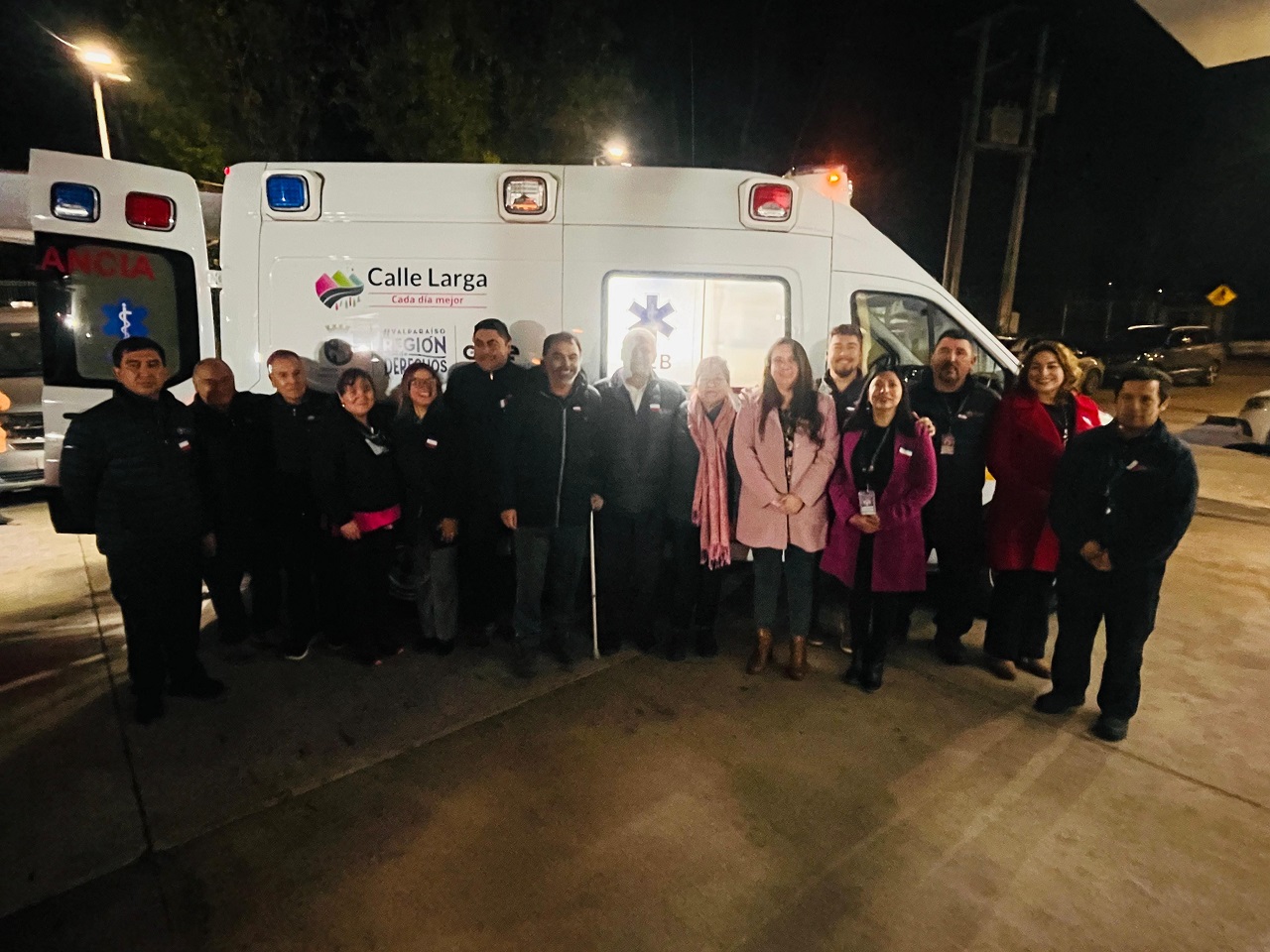 CALLE LARGA: CESFAM José Joaquín Aguirre de Calle Larga cuenta con nueva ambulancia 1 CALLE LARGA: CESFAM José Joaquín Aguirre de Calle Larga cuenta con nueva ambulancia