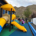 SAN ESTEBAN: Nuevo espacio recreativo y mejoras en la multicancha destacan en proyecto que benefició a escuela de Río Colorado