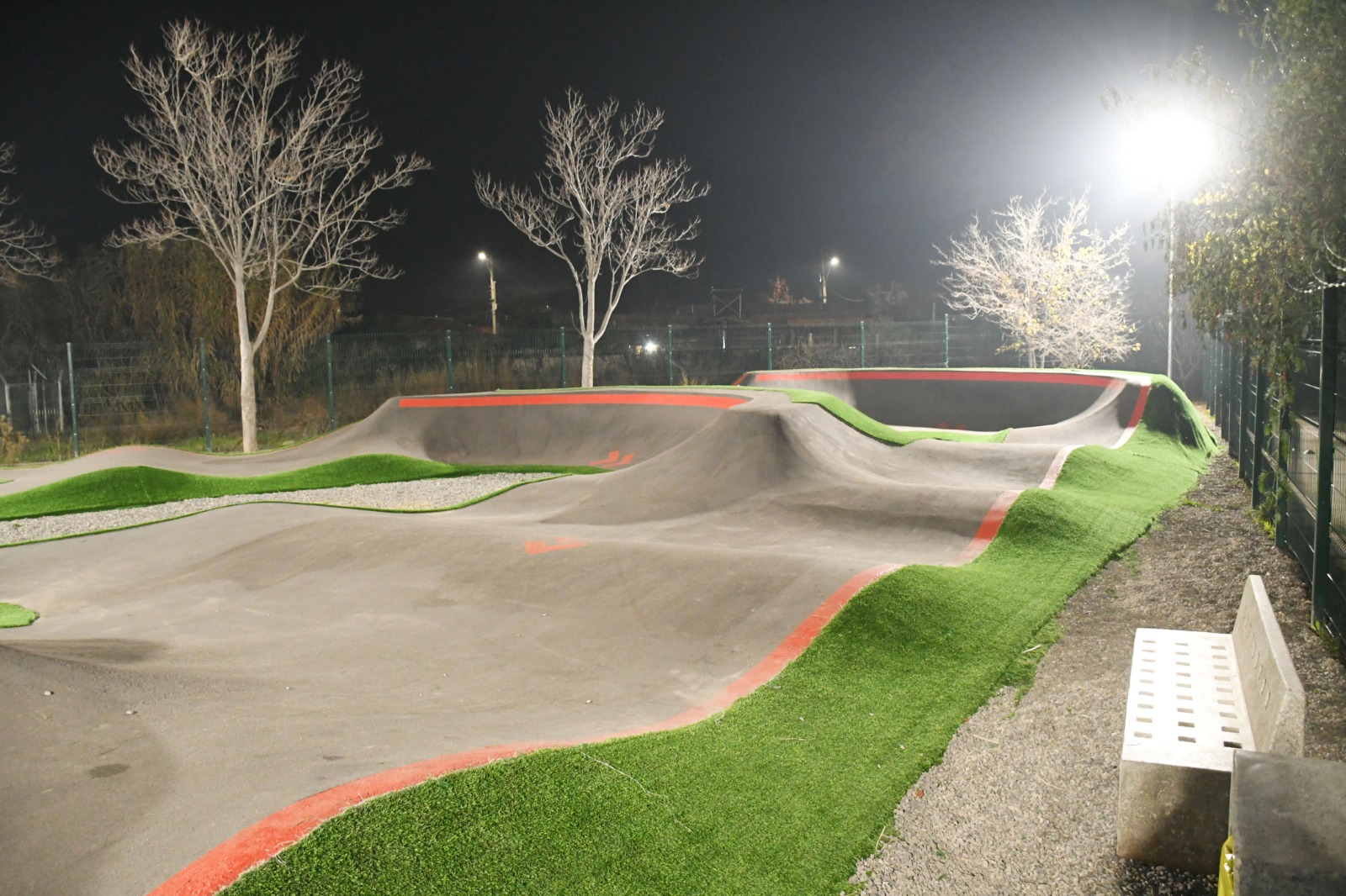 LOS ANDES: Emotiva inauguración de Pumptrack en Villa Los Acacios 2 LOS ANDES: Emotiva inauguración de Pumptrack en Villa Los Acacios